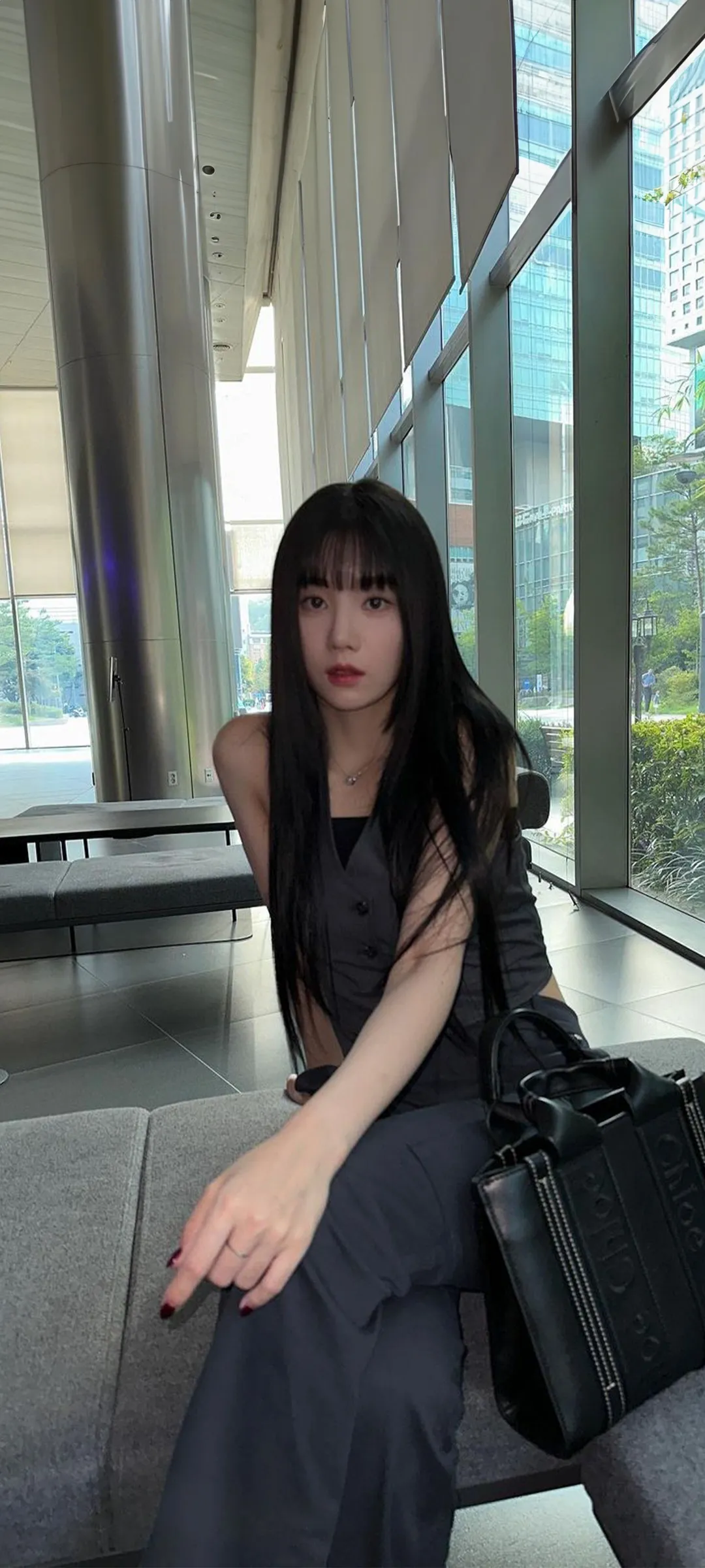 วอลเปเปอร์ หน้าจอล็อก มือถือ Kwon Eun-bi 4K HD ดาวน์โหลด — IZ*ONE
