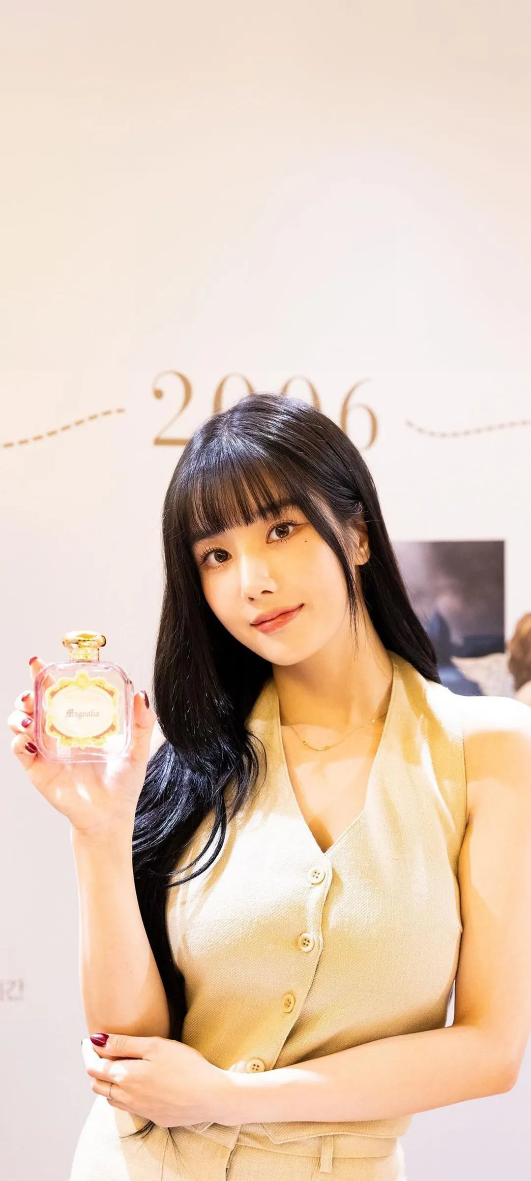 วอลเปเปอร์ หน้าจอล็อก มือถือ Kwon Eun-bi 4K HD ดาวน์โหลด — IZ*ONE
