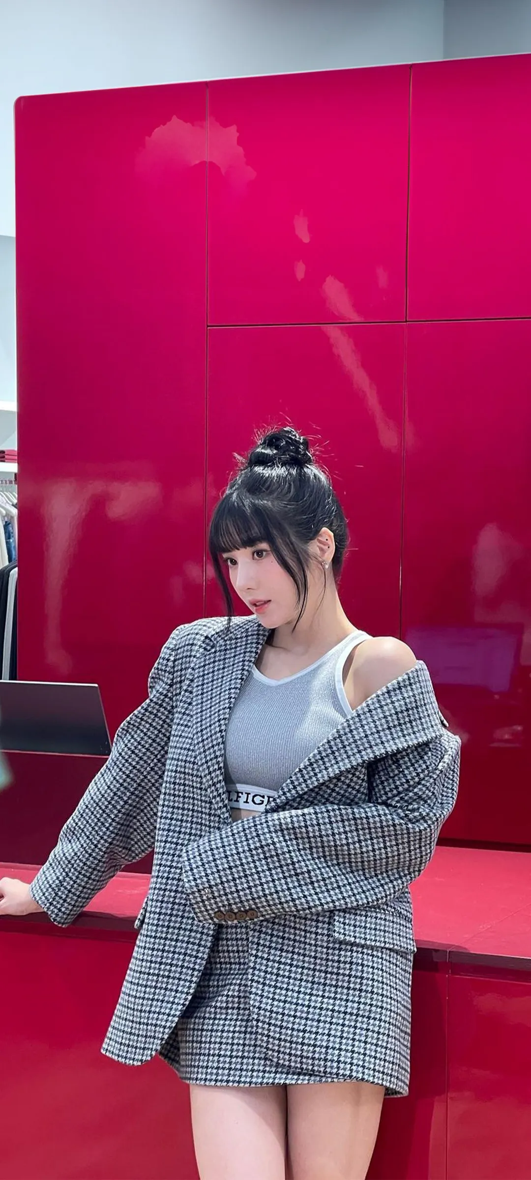 วอลเปเปอร์ หน้าจอล็อก มือถือ Kwon Eun-bi 4K HD ดาวน์โหลด — IZ*ONE