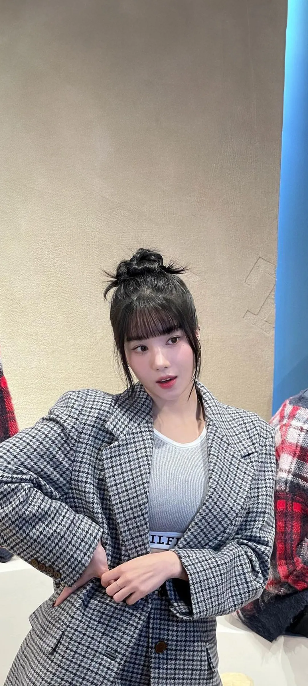 วอลเปเปอร์ หน้าจอล็อก มือถือ Kwon Eun-bi 4K HD ดาวน์โหลด — IZ*ONE