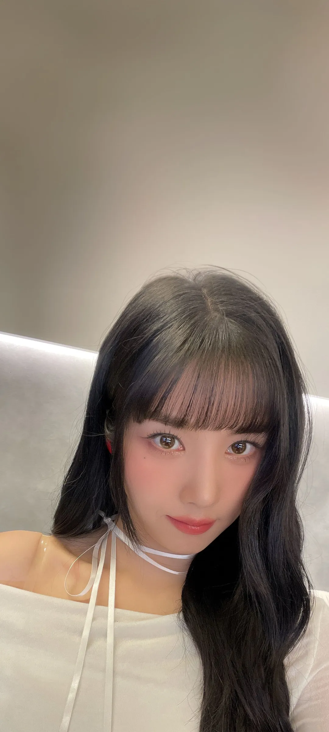 วอลเปเปอร์ หน้าจอล็อก มือถือ Kwon Eun-bi 4K HD ดาวน์โหลด — IZ*ONE