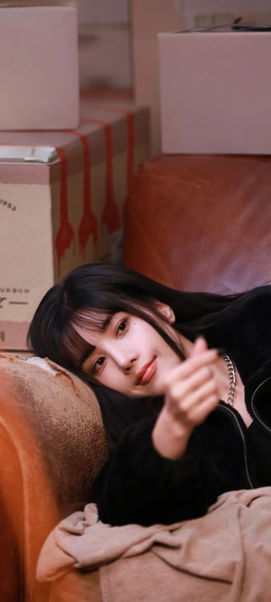 วอลเปเปอร์ หน้าจอล็อก มือถือ Kwon Eun-bi 4K HD ดาวน์โหลด — IZ*ONE