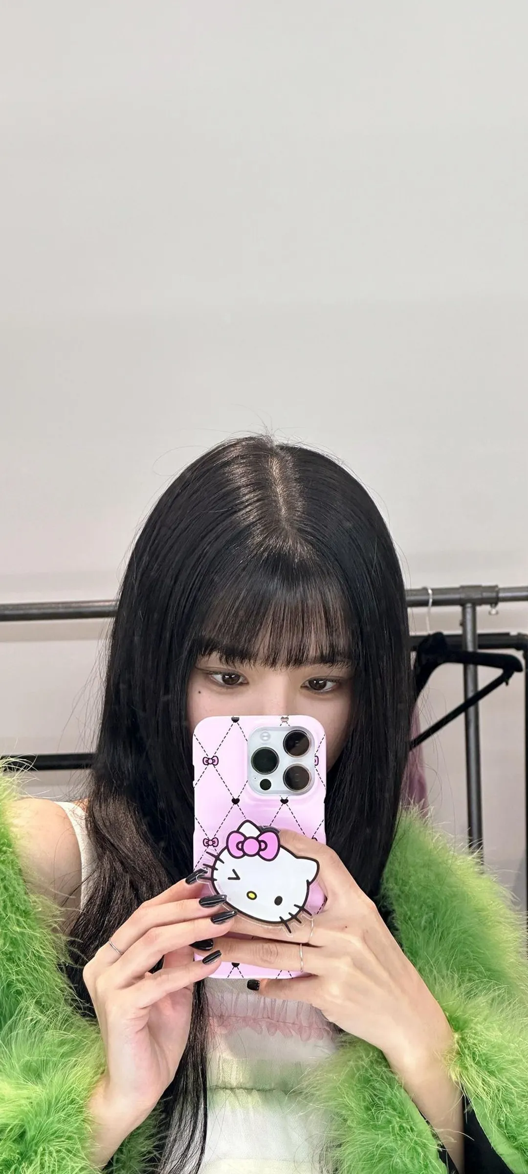 วอลเปเปอร์ หน้าจอล็อก มือถือ Kwon Eun-bi 4K HD ดาวน์โหลด — IZ*ONE