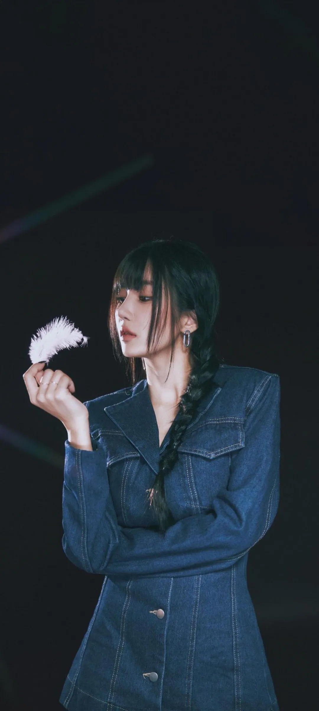 วอลเปเปอร์ หน้าจอล็อก มือถือ Kwon Eun-bi 4K HD ดาวน์โหลด — IZ*ONE