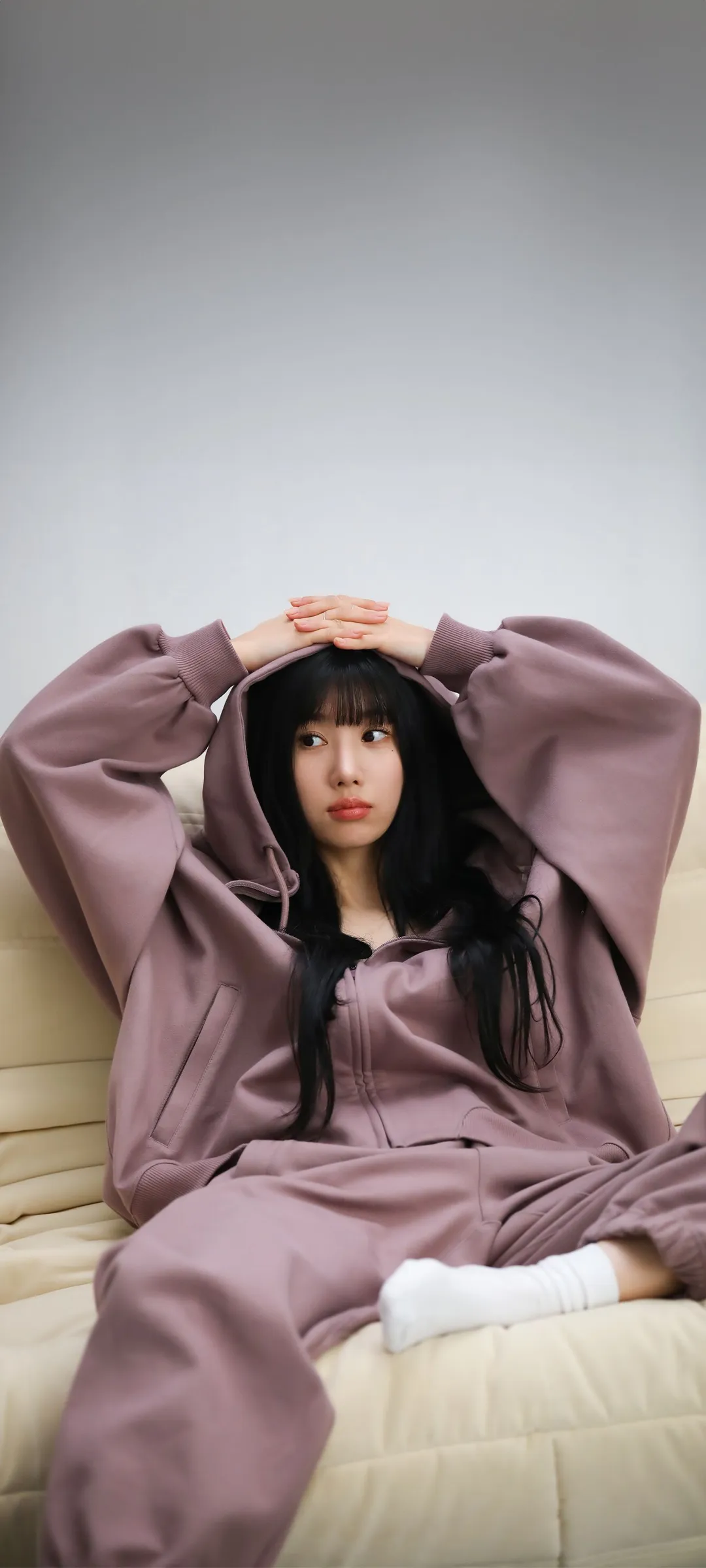 วอลเปเปอร์ หน้าจอล็อก มือถือ Kwon Eun-bi 4K HD ดาวน์โหลด — IZ*ONE