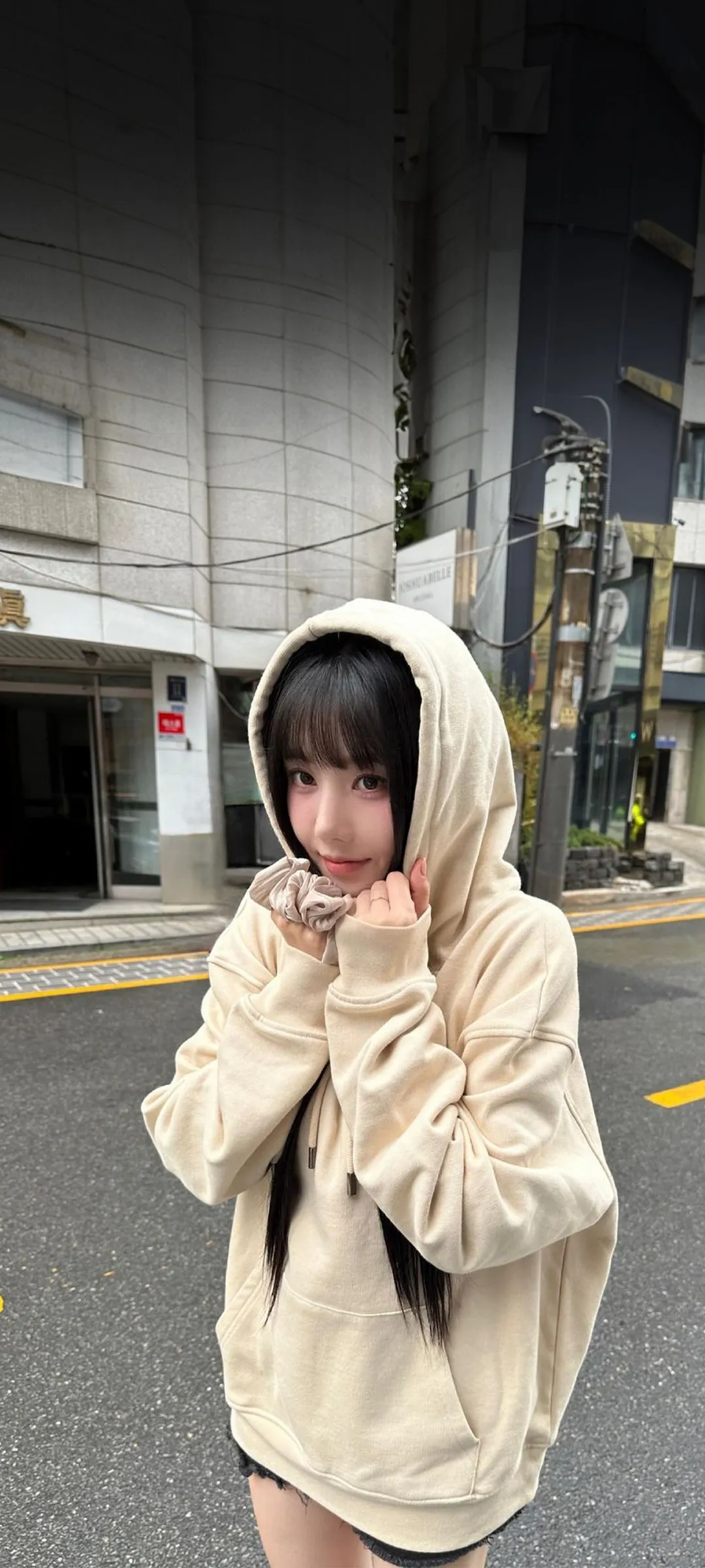 วอลเปเปอร์ หน้าจอล็อก มือถือ Kwon Eun-bi 4K HD ดาวน์โหลด — IZ*ONE