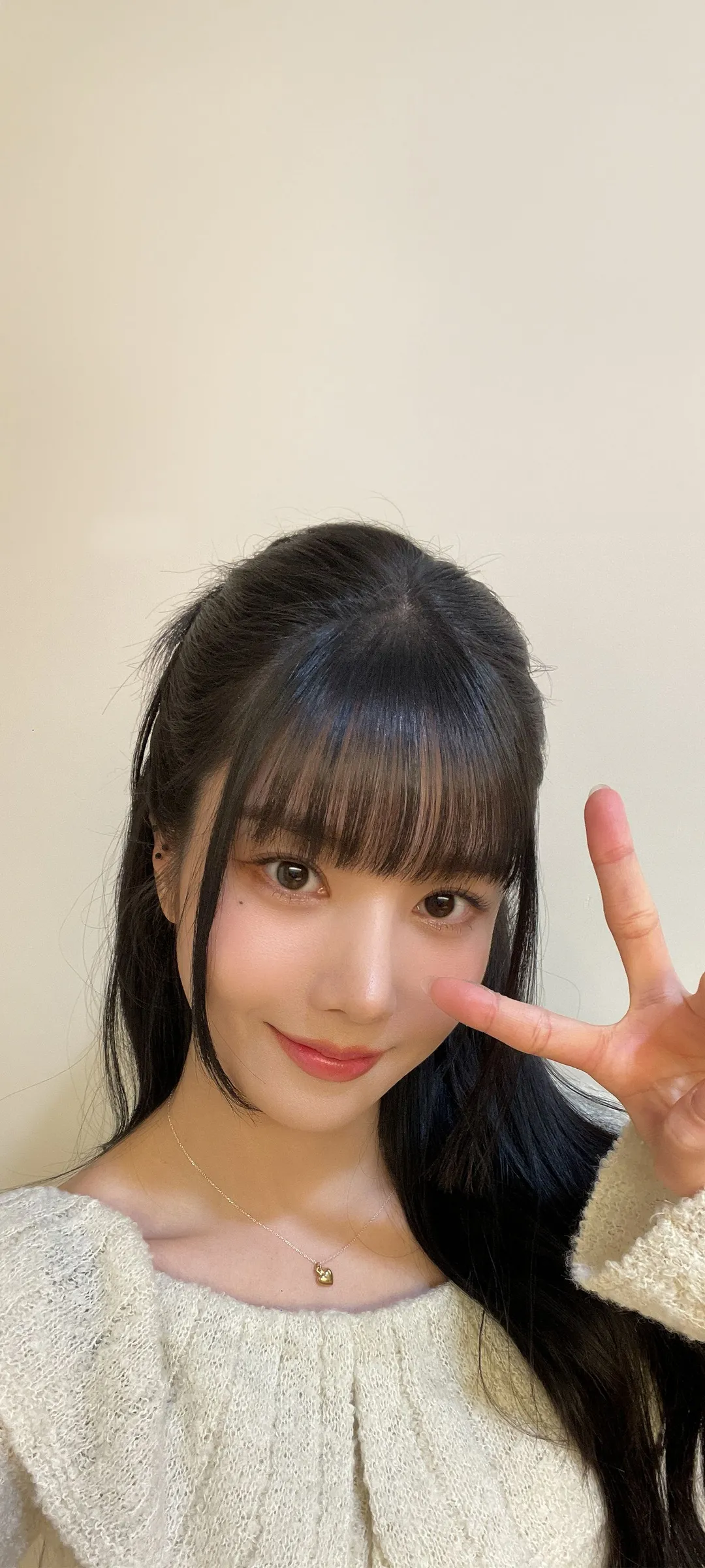 วอลเปเปอร์ หน้าจอล็อก มือถือ Kwon Eun-bi 4K HD ดาวน์โหลด — IZ*ONE