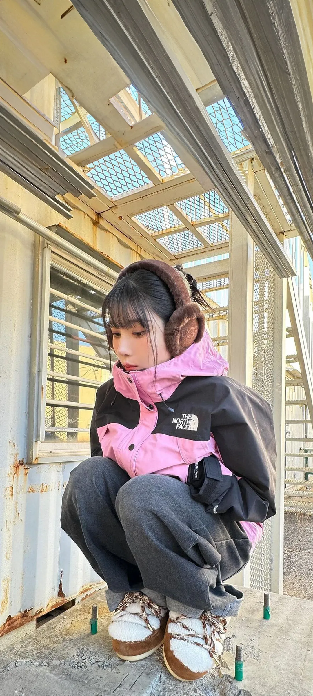 Kwon Eun-bi kilit ekranı telefon duvar kağıdı 4K HD i̇ndir — IZ*ONE