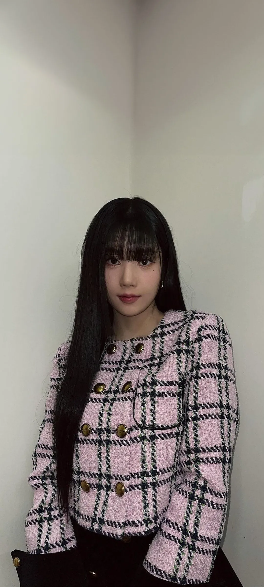 วอลเปเปอร์ หน้าจอล็อก มือถือ Kwon Eun-bi 4K HD ดาวน์โหลด — IZ*ONE