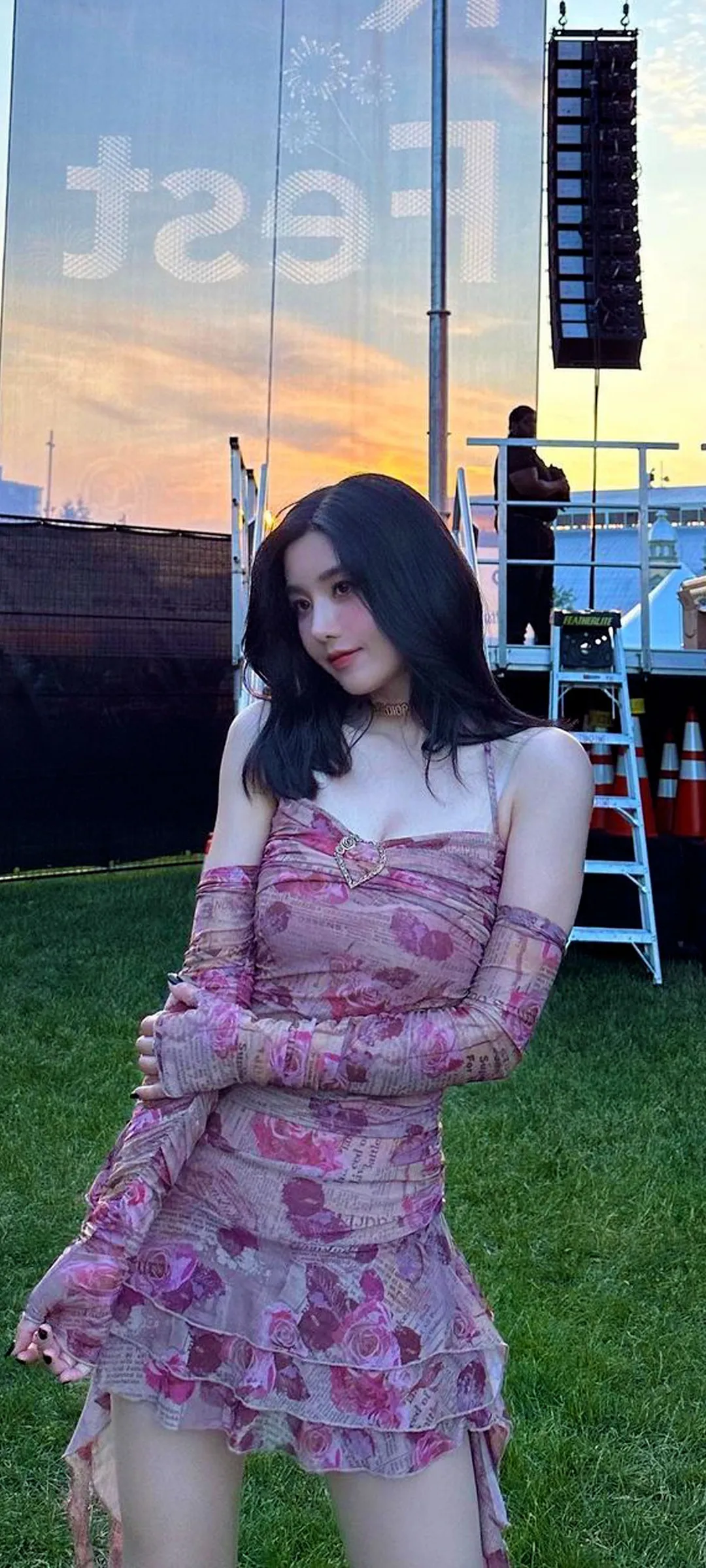 วอลเปเปอร์ หน้าจอล็อก มือถือ Kwon Eun-bi 4K HD ดาวน์โหลด — IZ*ONE