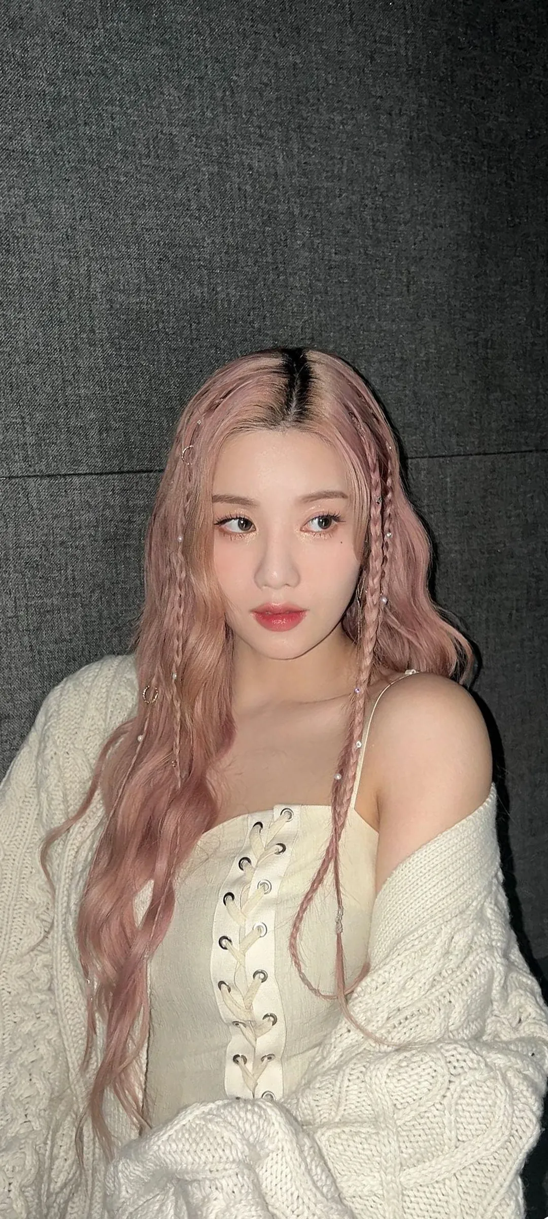 วอลเปเปอร์ หน้าจอล็อก มือถือ Kwon Eun-bi 4K HD ดาวน์โหลด — IZ*ONE