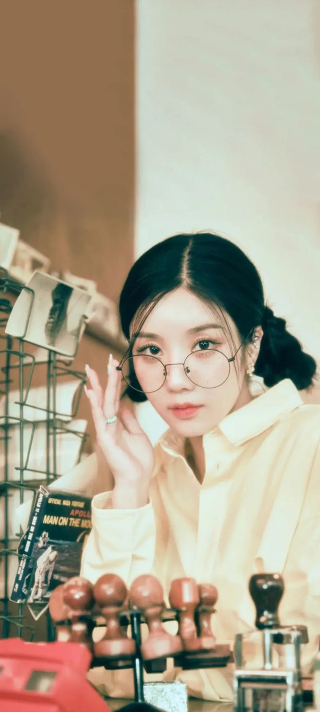 วอลเปเปอร์ หน้าจอล็อก มือถือ Kwon Eun-bi 4K HD ดาวน์โหลด — IZ*ONE