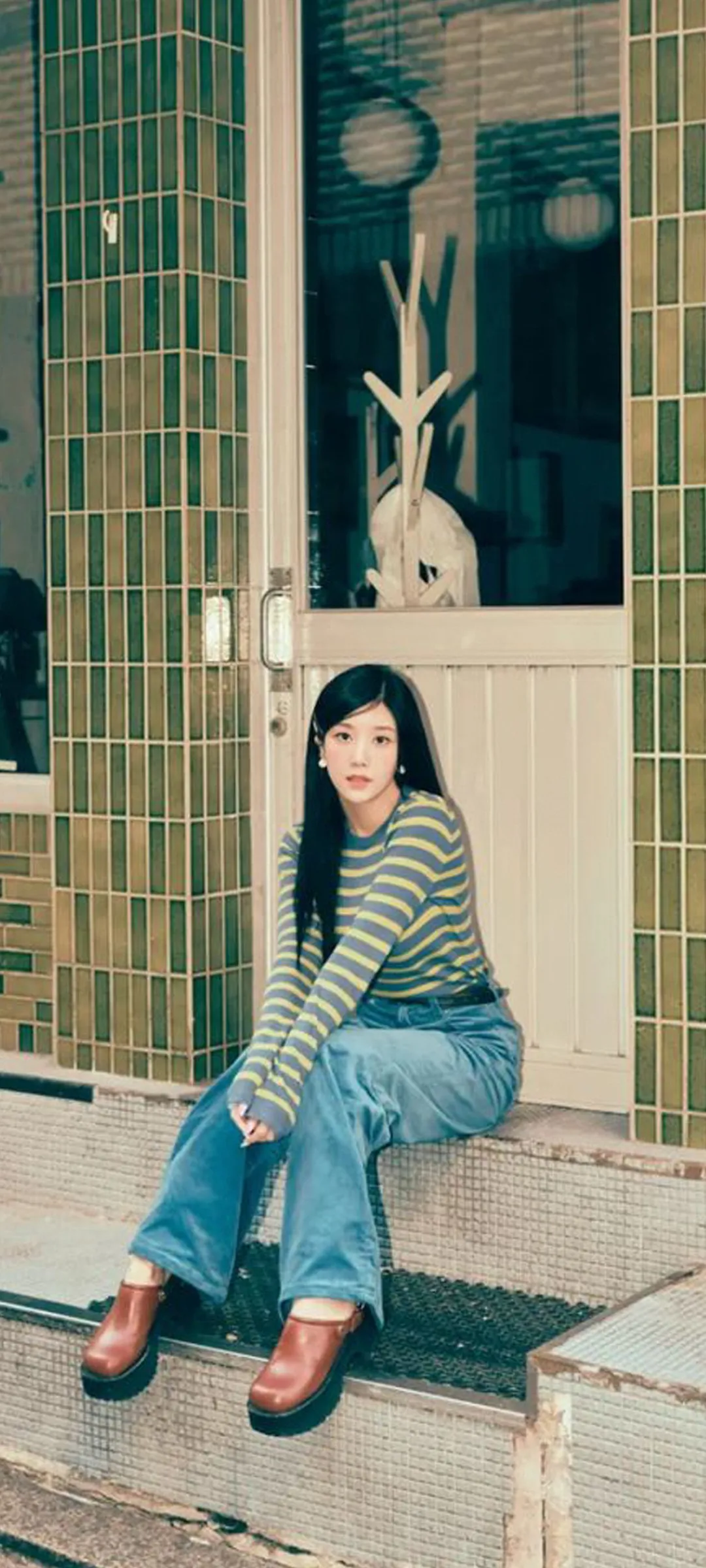 권은비 잠금화면 폰 배경화면 4K HD 다운로드 — 아이즈원