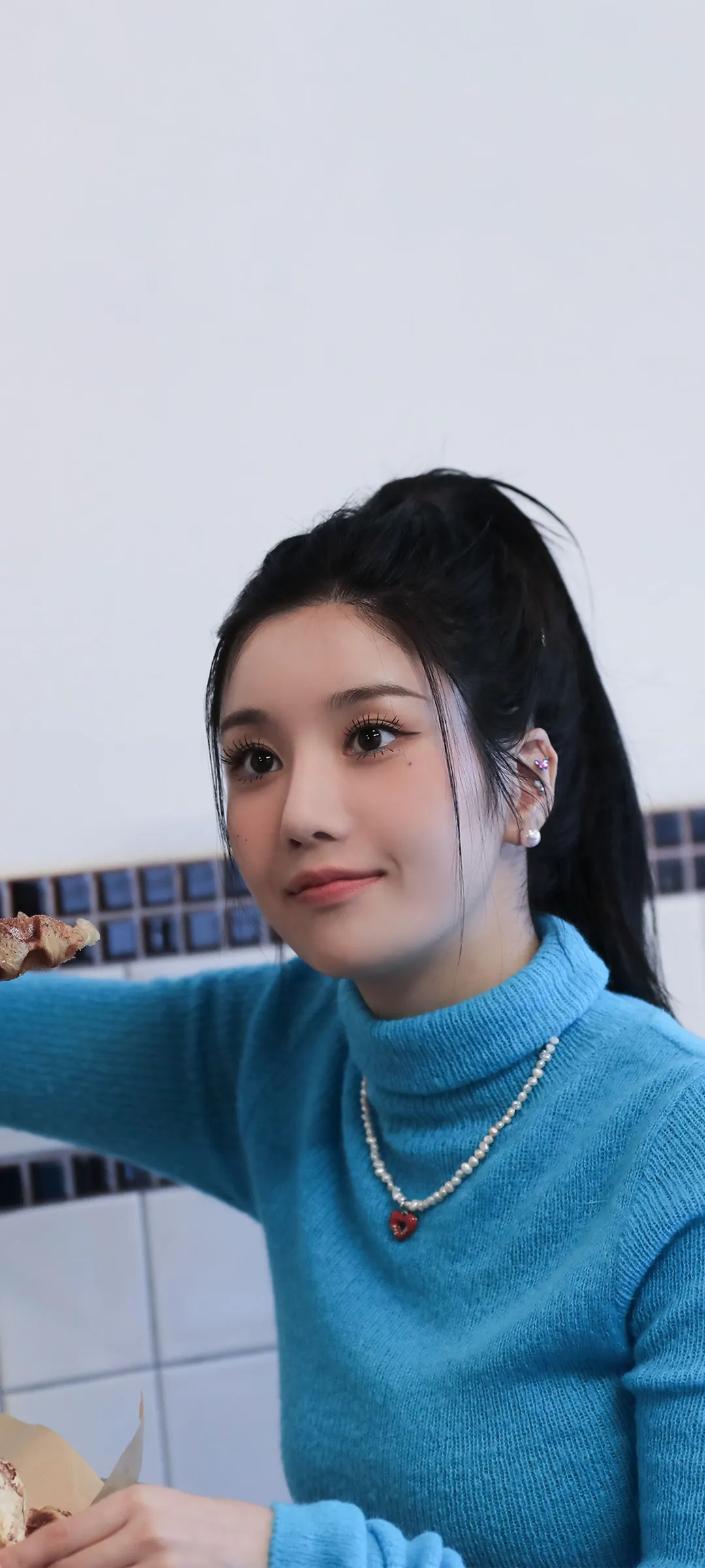 วอลเปเปอร์ หน้าจอล็อก มือถือ Kwon Eun-bi 4K HD ดาวน์โหลด — IZ*ONE