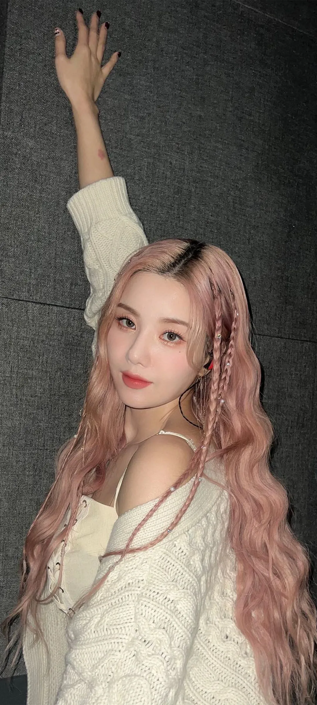 วอลเปเปอร์ หน้าจอล็อก มือถือ Kwon Eun-bi 4K HD ดาวน์โหลด — IZ*ONE