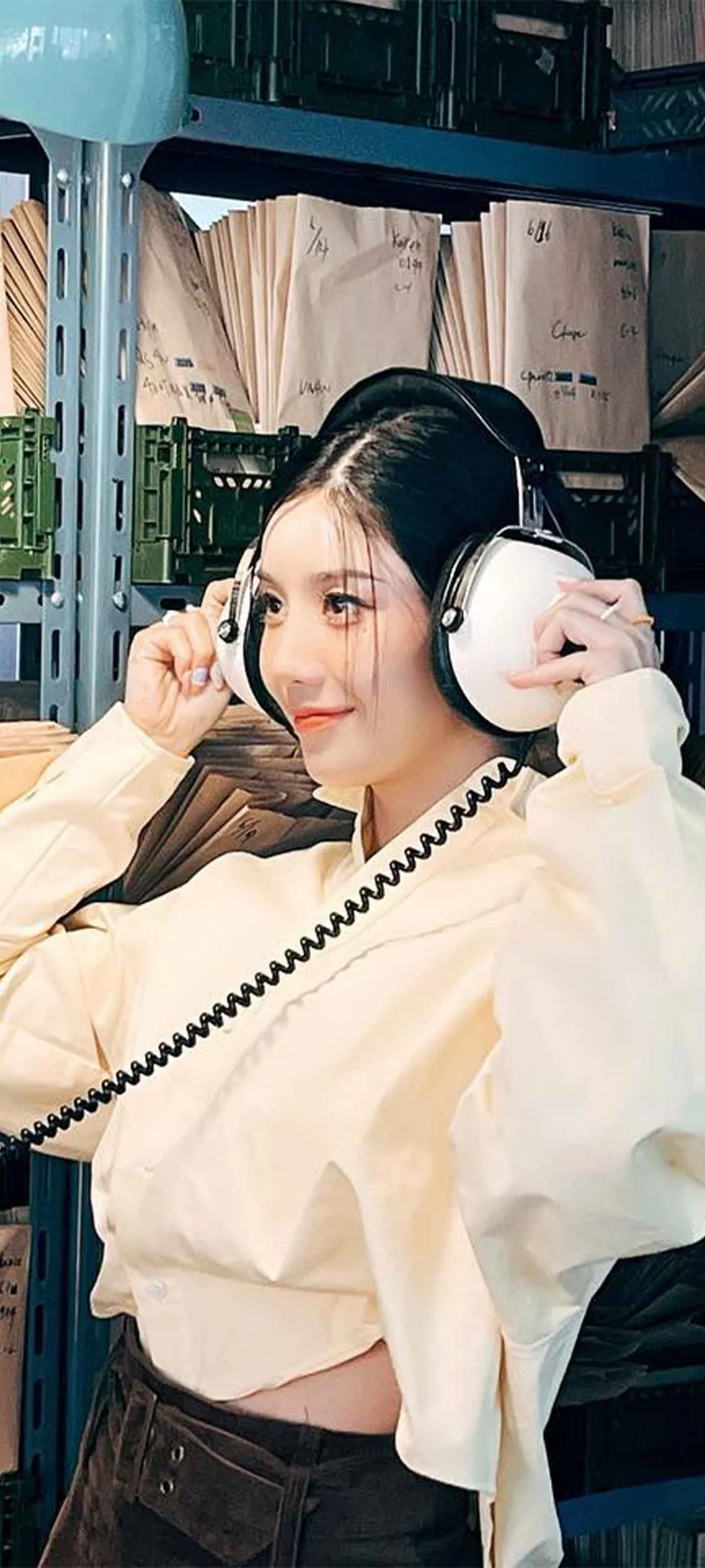 วอลเปเปอร์ หน้าจอล็อก มือถือ Kwon Eun-bi 4K HD ดาวน์โหลด — IZ*ONE