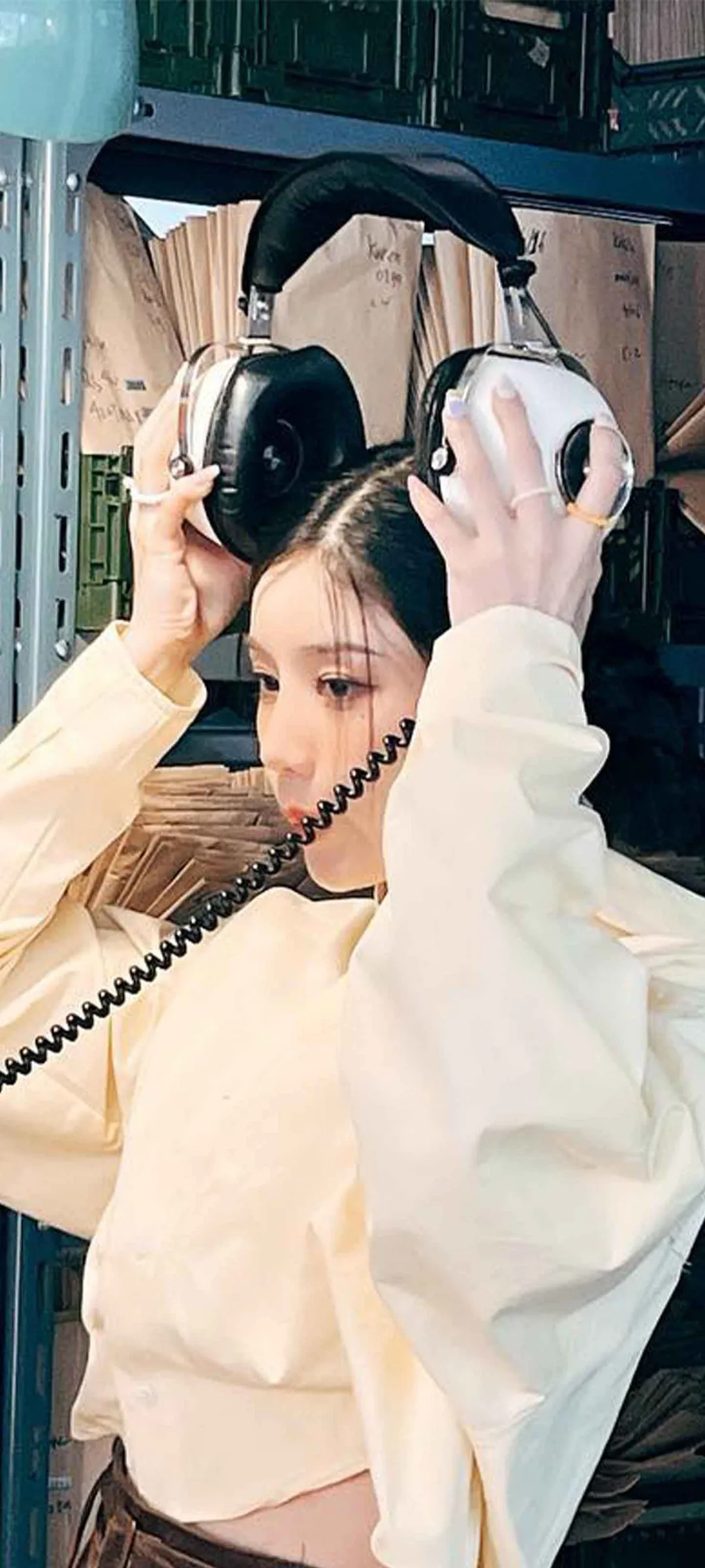 วอลเปเปอร์ หน้าจอล็อก มือถือ Kwon Eun-bi 4K HD ดาวน์โหลด — IZ*ONE