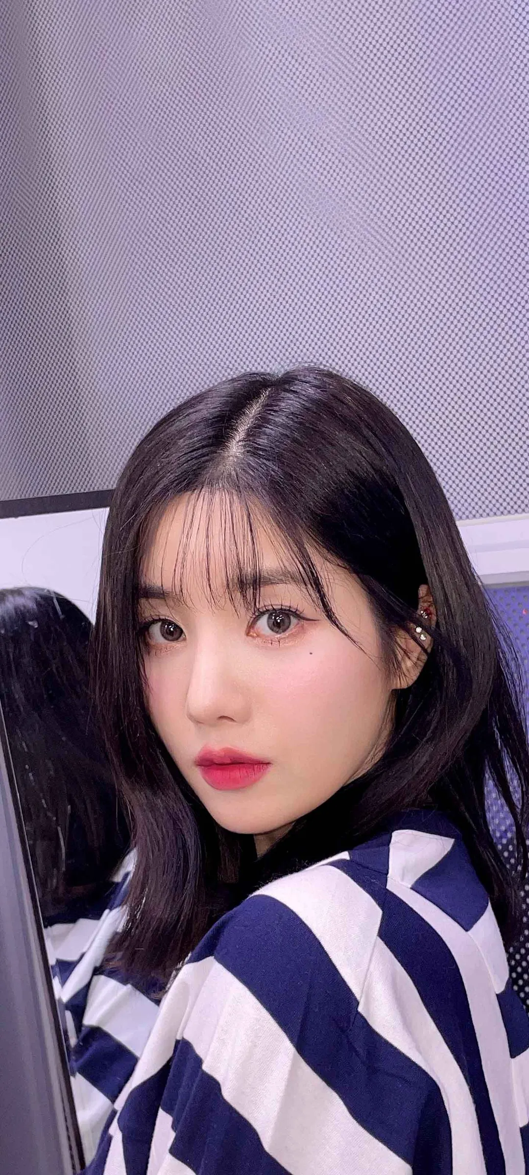 วอลเปเปอร์ หน้าจอล็อก มือถือ Kwon Eun-bi 4K HD ดาวน์โหลด — IZ*ONE