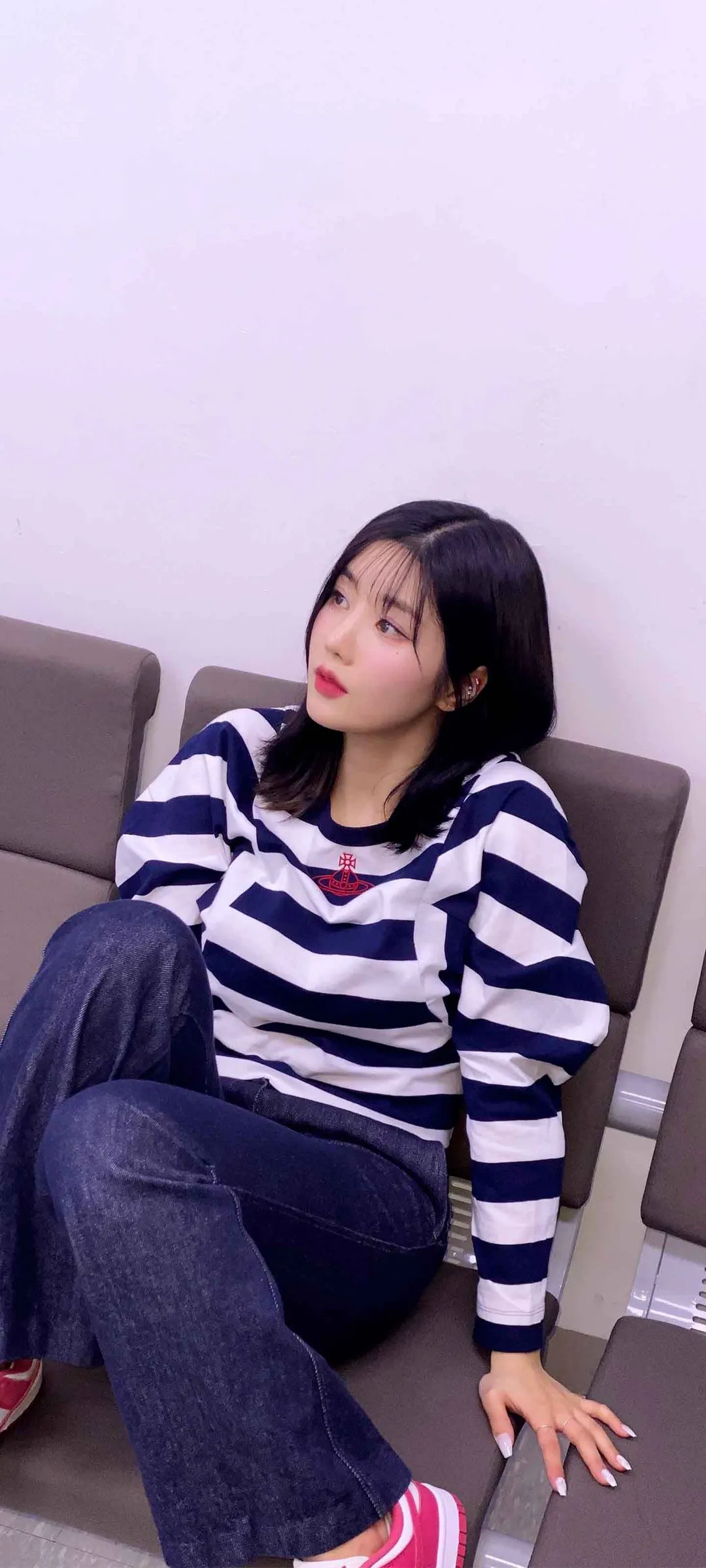 วอลเปเปอร์ หน้าจอล็อก มือถือ Kwon Eun-bi 4K HD ดาวน์โหลด — IZ*ONE
