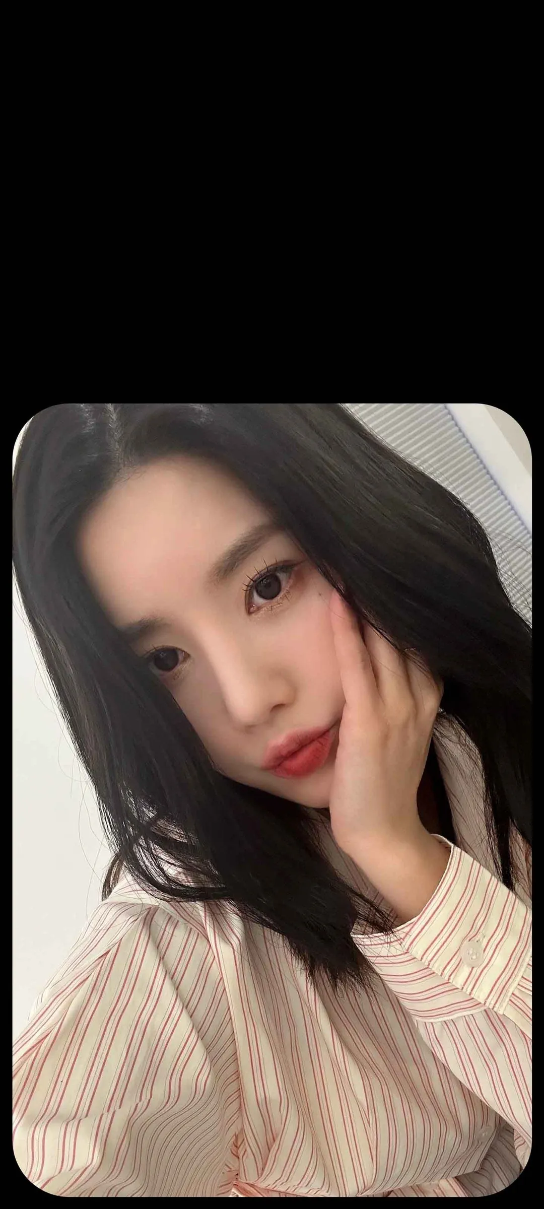 วอลเปเปอร์ หน้าจอล็อก มือถือ Kwon Eun-bi 4K HD ดาวน์โหลด — IZ*ONE