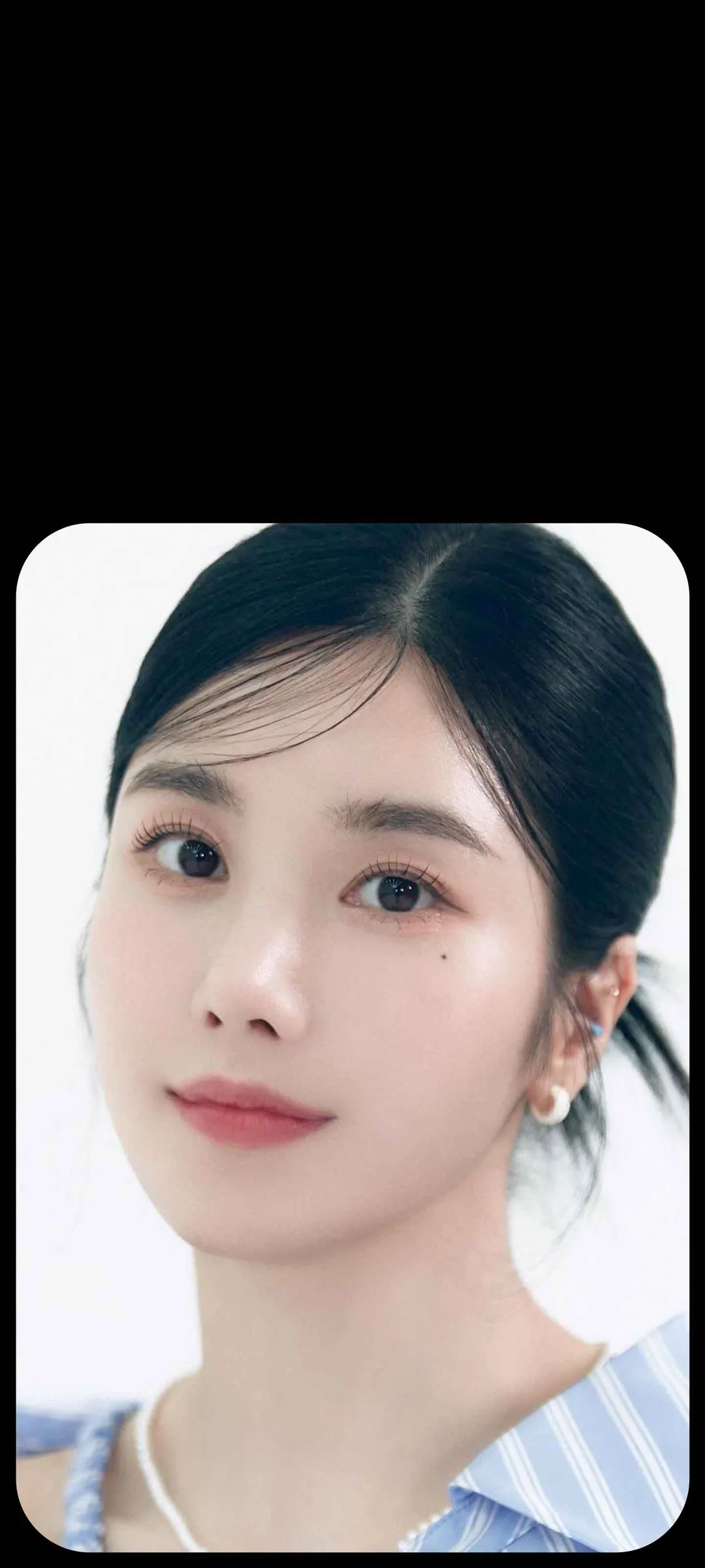 วอลเปเปอร์ หน้าจอล็อก มือถือ Kwon Eun-bi 4K HD ดาวน์โหลด — IZ*ONE
