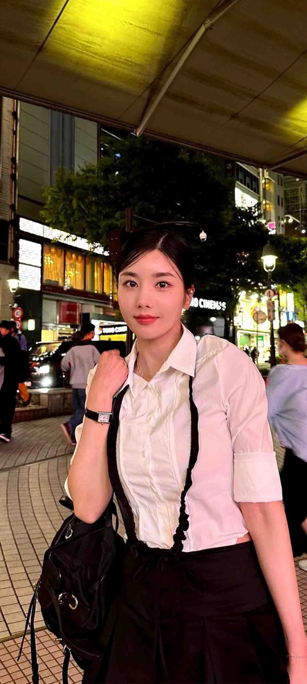 วอลเปเปอร์ หน้าจอล็อก มือถือ Kwon Eun-bi 4K HD ดาวน์โหลด — IZ*ONE