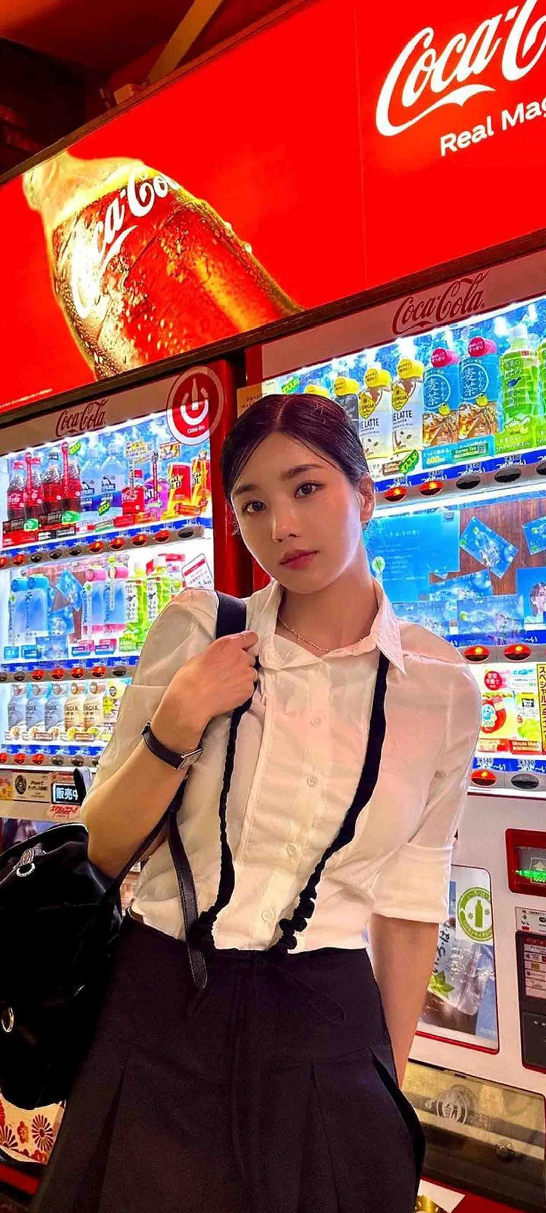 วอลเปเปอร์ หน้าจอล็อก มือถือ Kwon Eun-bi 4K HD ดาวน์โหลด — IZ*ONE