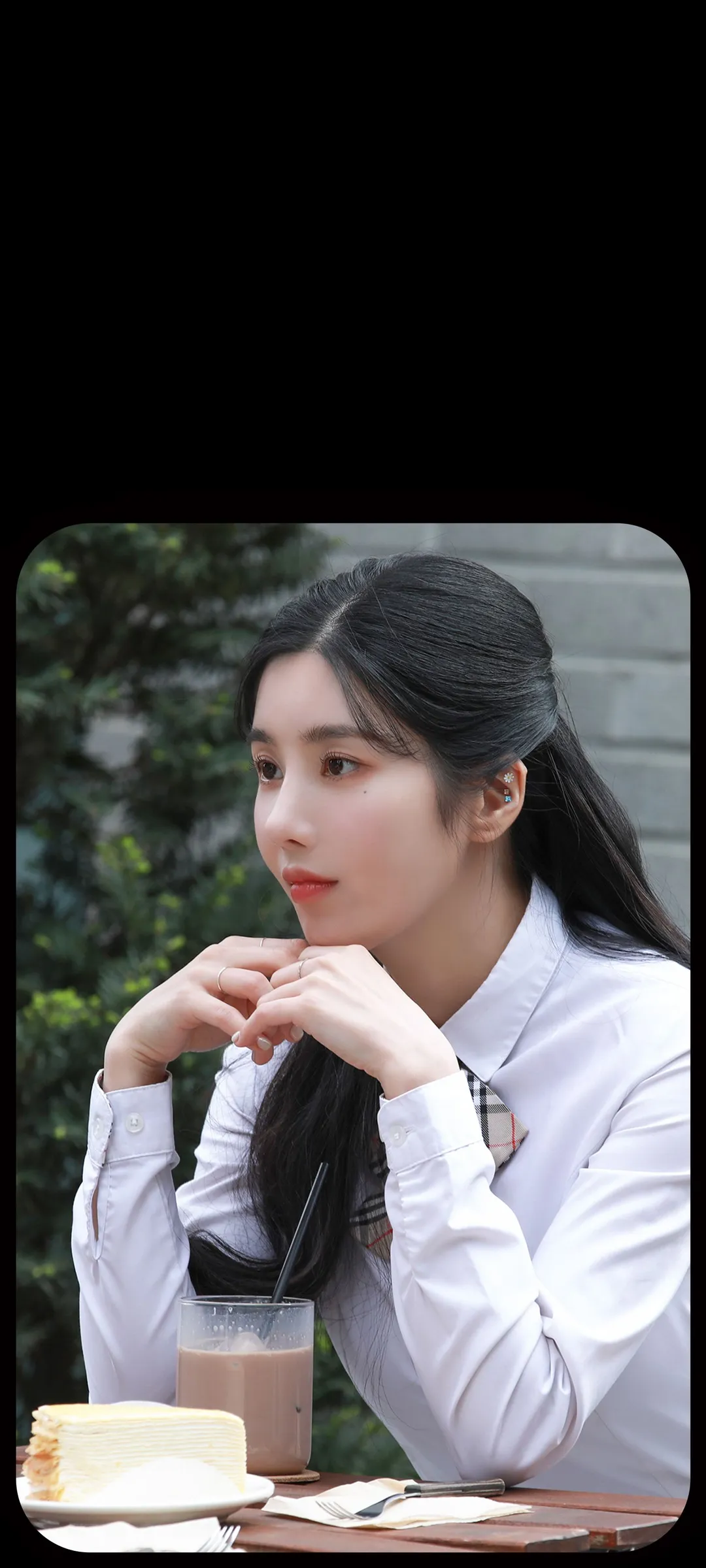วอลเปเปอร์ หน้าจอล็อก มือถือ Kwon Eun-bi 4K HD ดาวน์โหลด — IZ*ONE