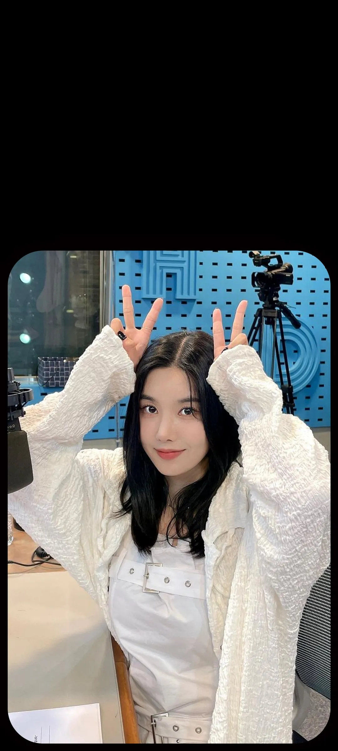 วอลเปเปอร์ หน้าจอล็อก มือถือ Kwon Eun-bi 4K HD ดาวน์โหลด — IZ*ONE