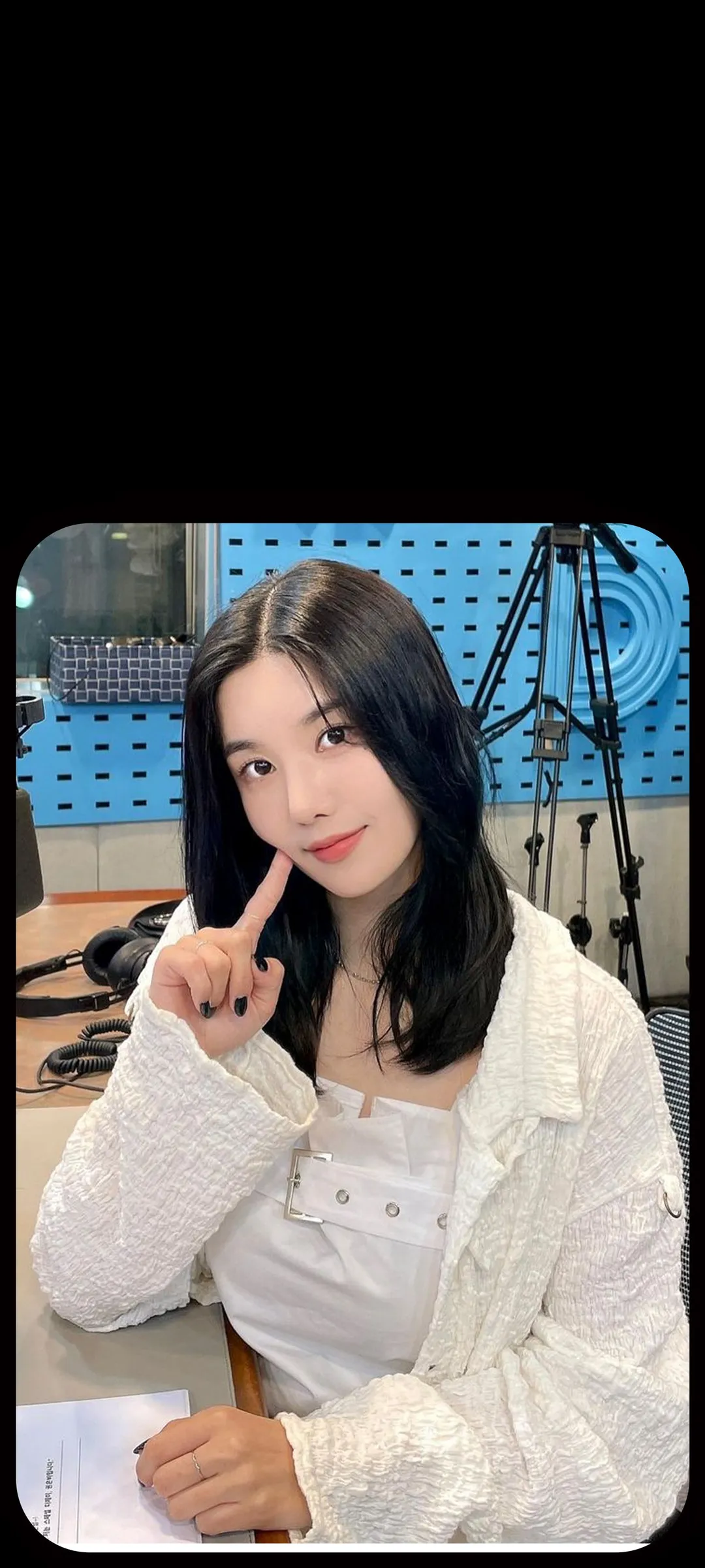 วอลเปเปอร์ หน้าจอล็อก มือถือ Kwon Eun-bi 4K HD ดาวน์โหลด — IZ*ONE