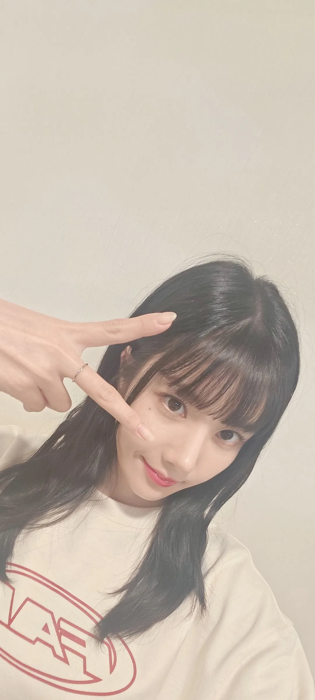 วอลเปเปอร์ หน้าจอล็อก มือถือ Kwon Eun-bi 4K HD ดาวน์โหลด — IZ*ONE