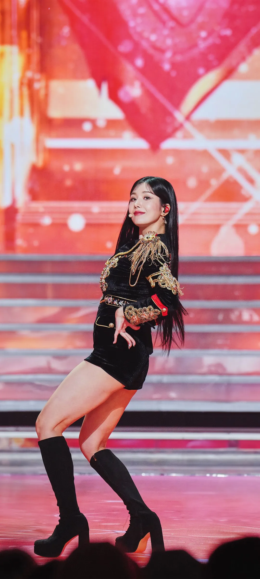 Kwon Eun-bi kilit ekranı telefon duvar kağıdı 4K HD i̇ndir — IZ*ONE