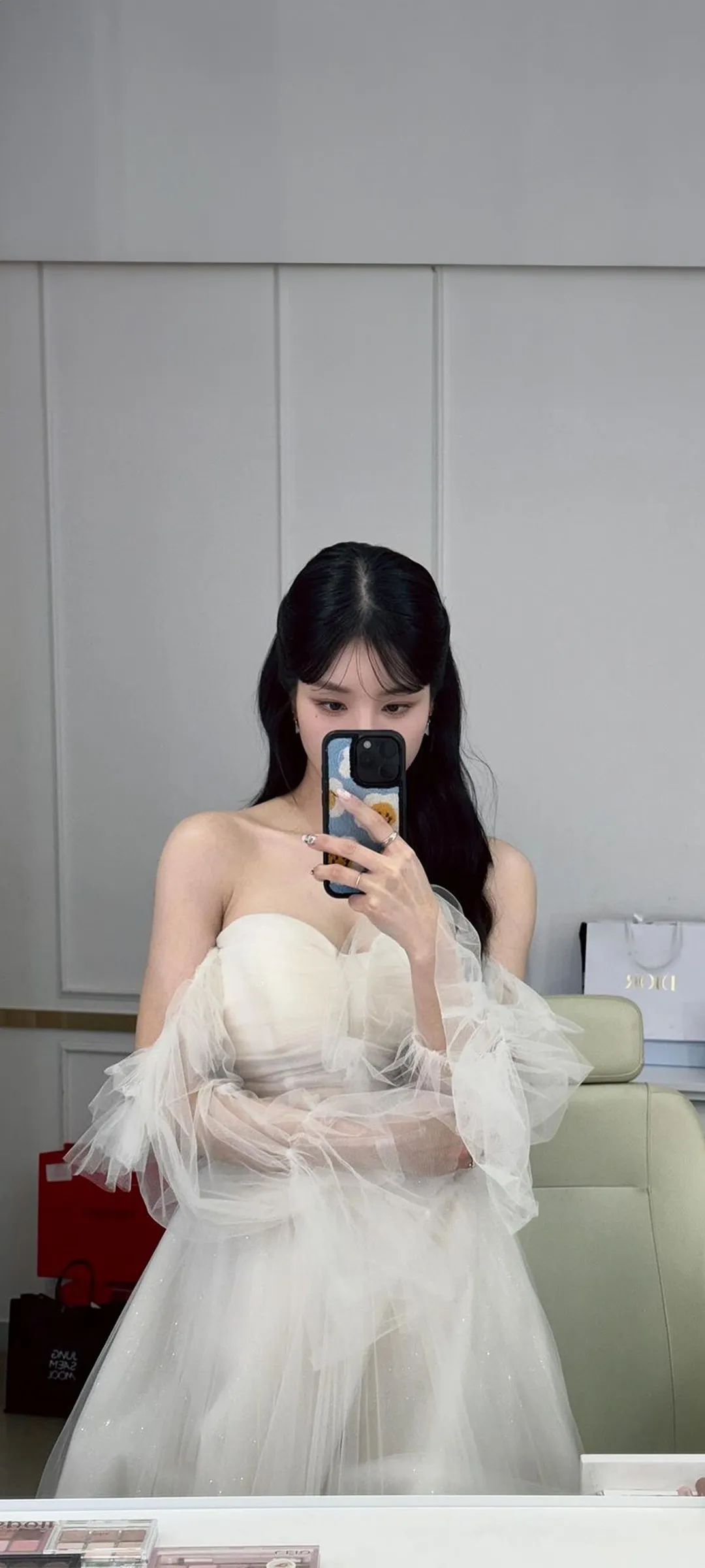 วอลเปเปอร์ หน้าจอล็อก มือถือ Kwon Eun-bi 4K HD ดาวน์โหลด — IZ*ONE