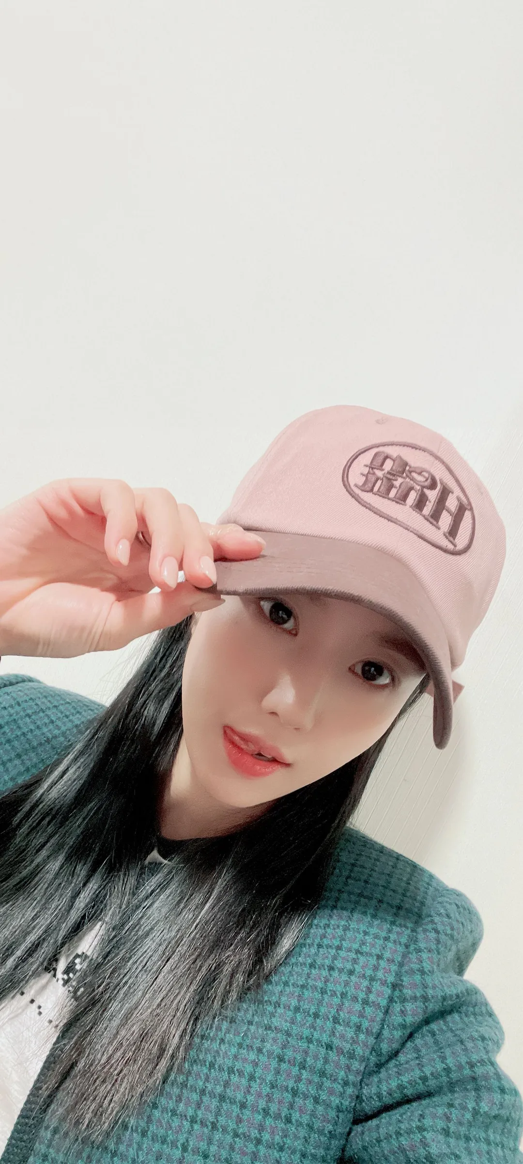 วอลเปเปอร์ หน้าจอล็อก มือถือ Kwon Eun-bi 4K HD ดาวน์โหลด — IZ*ONE