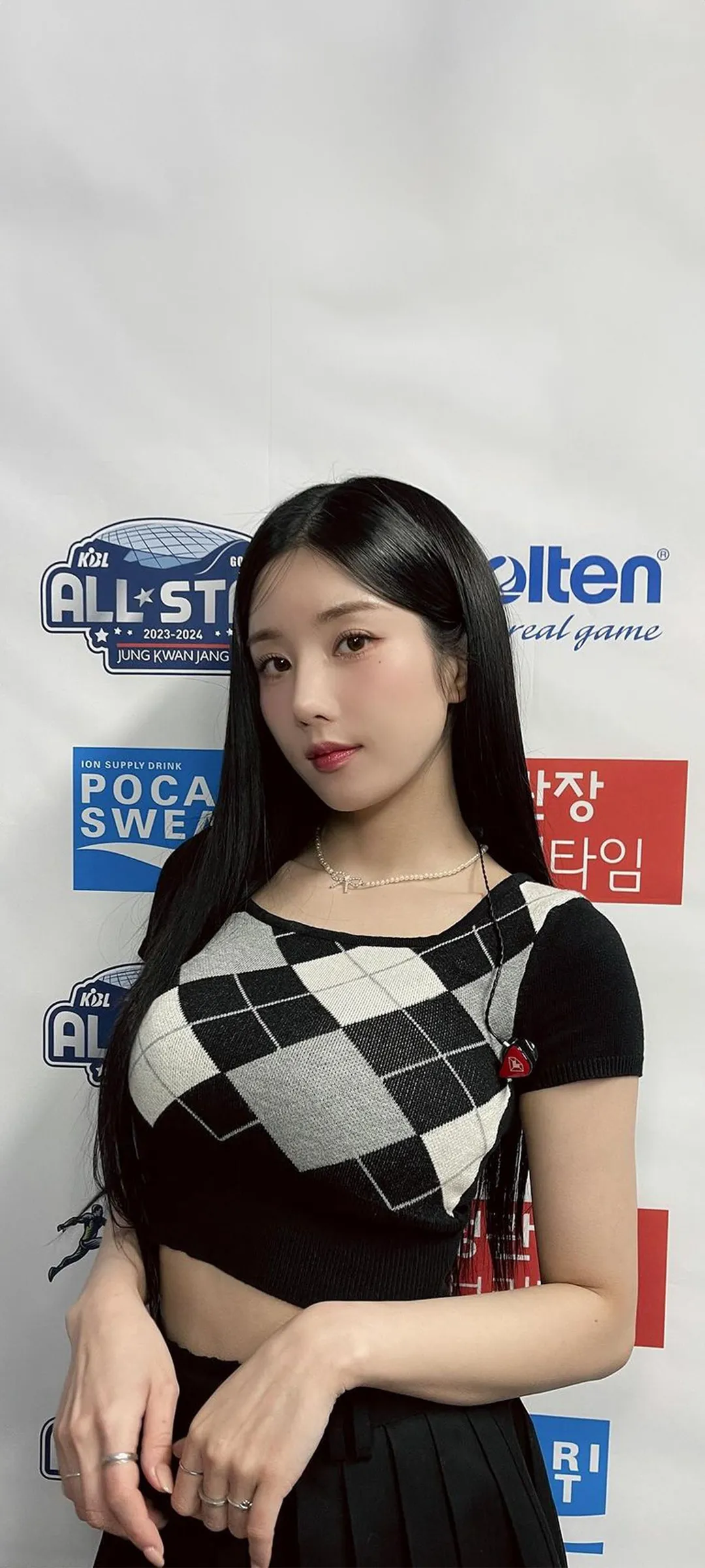 Kwon Eun-bi kilit ekranı telefon duvar kağıdı 4K HD i̇ndir — IZ*ONE