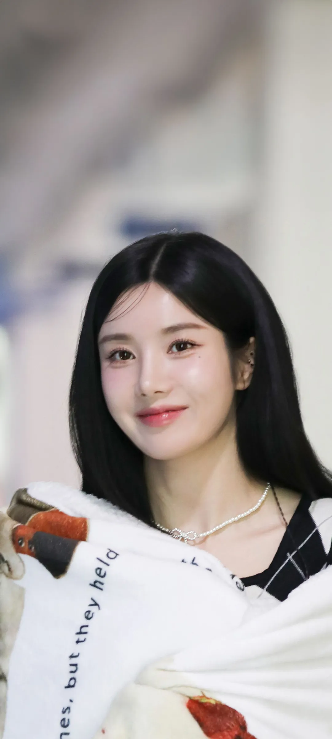 วอลเปเปอร์ หน้าจอล็อก มือถือ Kwon Eun-bi 4K HD ดาวน์โหลด — IZ*ONE