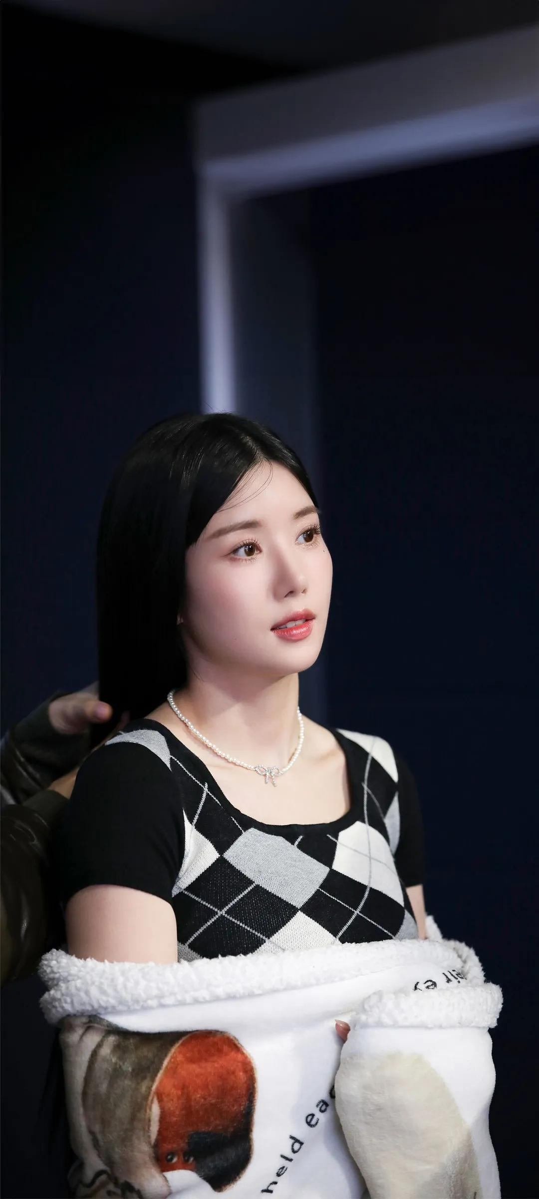 วอลเปเปอร์ หน้าจอล็อก มือถือ Kwon Eun-bi 4K HD ดาวน์โหลด — IZ*ONE