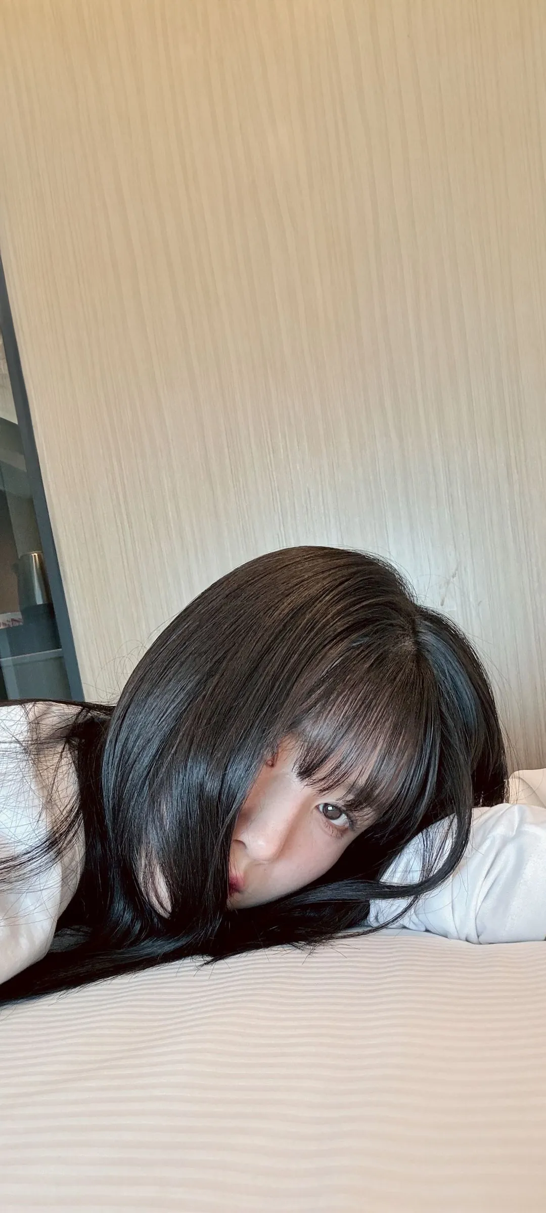 วอลเปเปอร์ หน้าจอล็อก มือถือ Kwon Eun-bi 4K HD ดาวน์โหลด — IZ*ONE