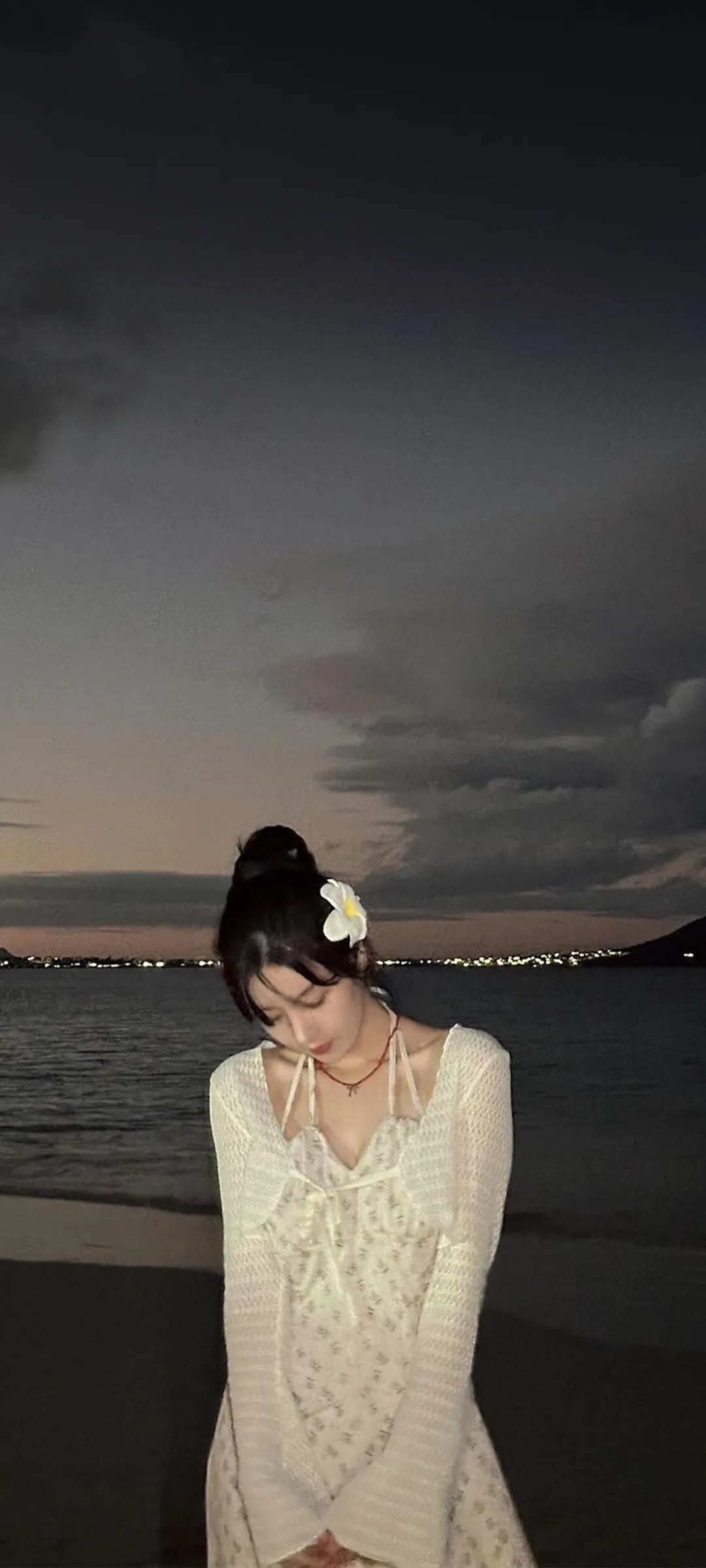 วอลเปเปอร์ หน้าจอล็อก มือถือ Kwon Eun-bi 4K HD ดาวน์โหลด — IZ*ONE