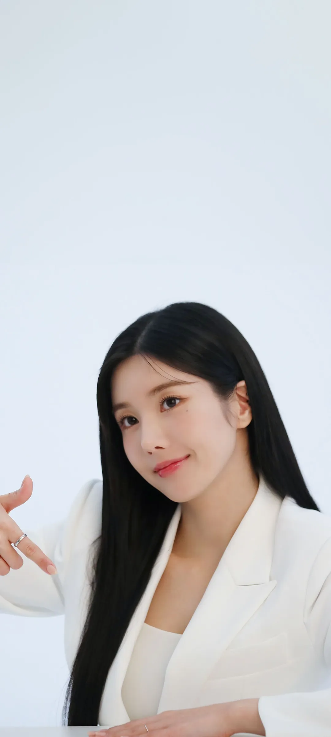 วอลเปเปอร์ หน้าจอล็อก มือถือ Kwon Eun-bi 4K HD ดาวน์โหลด — IZ*ONE