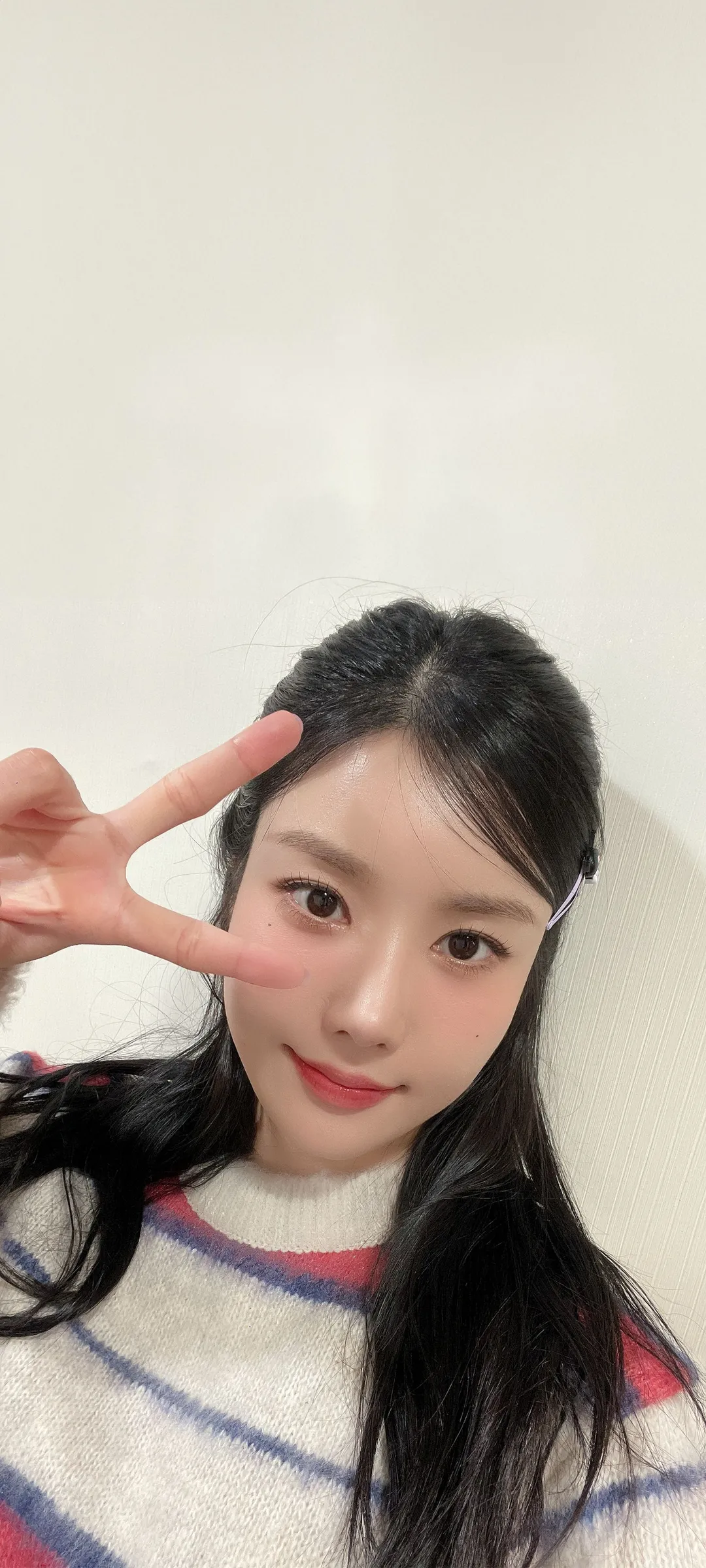 วอลเปเปอร์ หน้าจอล็อก มือถือ Kwon Eun-bi 4K HD ดาวน์โหลด — IZ*ONE