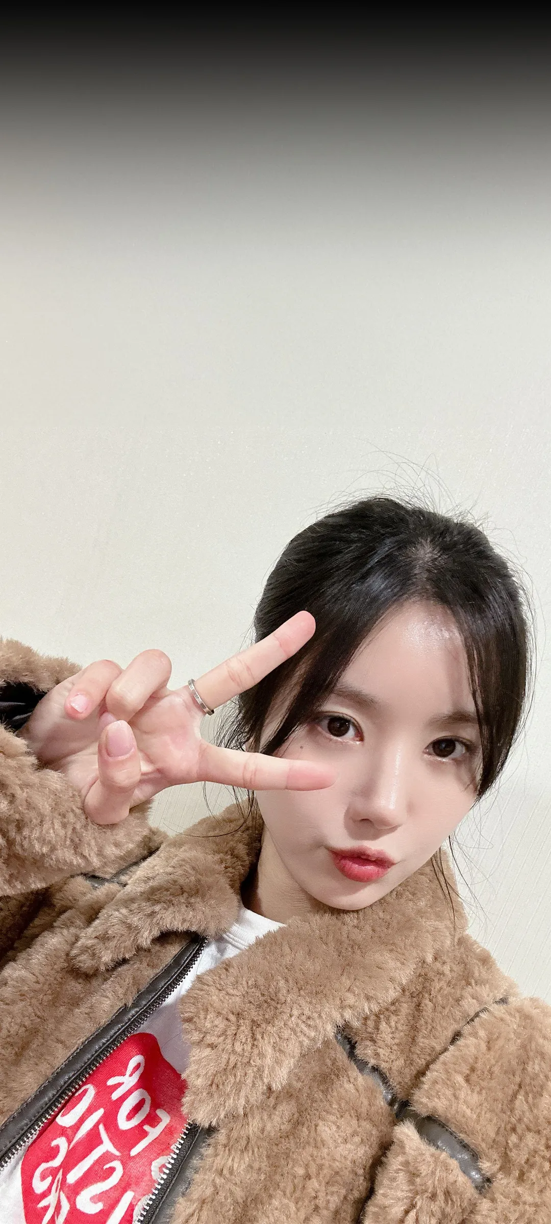 วอลเปเปอร์ หน้าจอล็อก มือถือ Kwon Eun-bi 4K HD ดาวน์โหลด — IZ*ONE