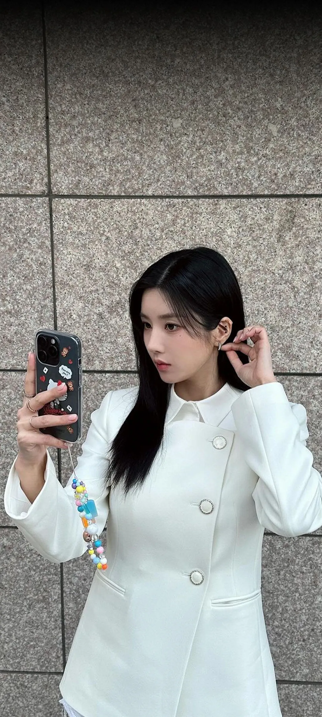 Kwon Eun-bi kilit ekranı telefon duvar kağıdı 4K HD i̇ndir — IZ*ONE