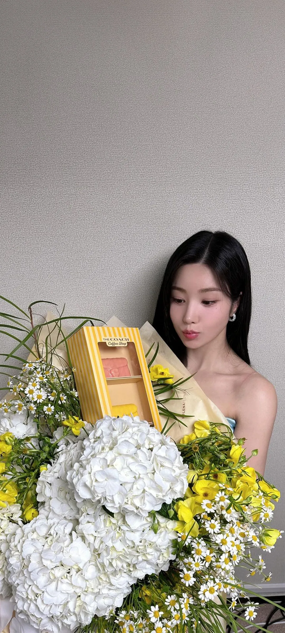 วอลเปเปอร์ หน้าจอล็อก มือถือ Kwon Eun-bi 4K HD ดาวน์โหลด — IZ*ONE