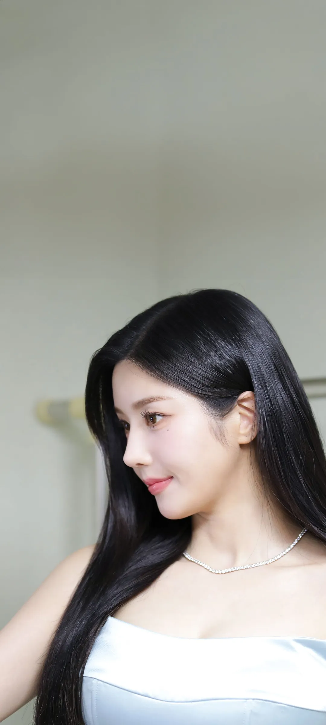 วอลเปเปอร์ หน้าจอล็อก มือถือ Kwon Eun-bi 4K HD ดาวน์โหลด — IZ*ONE