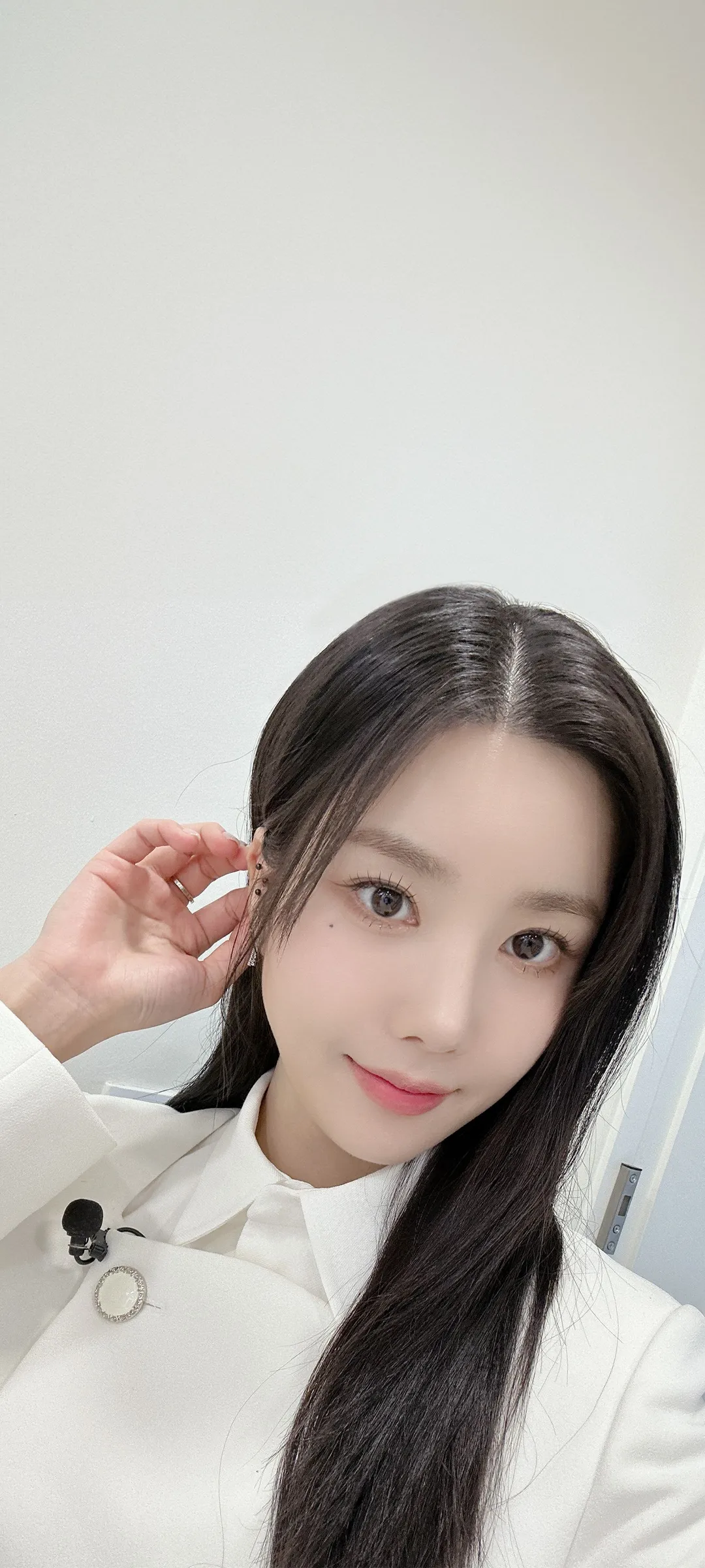 วอลเปเปอร์ หน้าจอล็อก มือถือ Kwon Eun-bi 4K HD ดาวน์โหลด — IZ*ONE