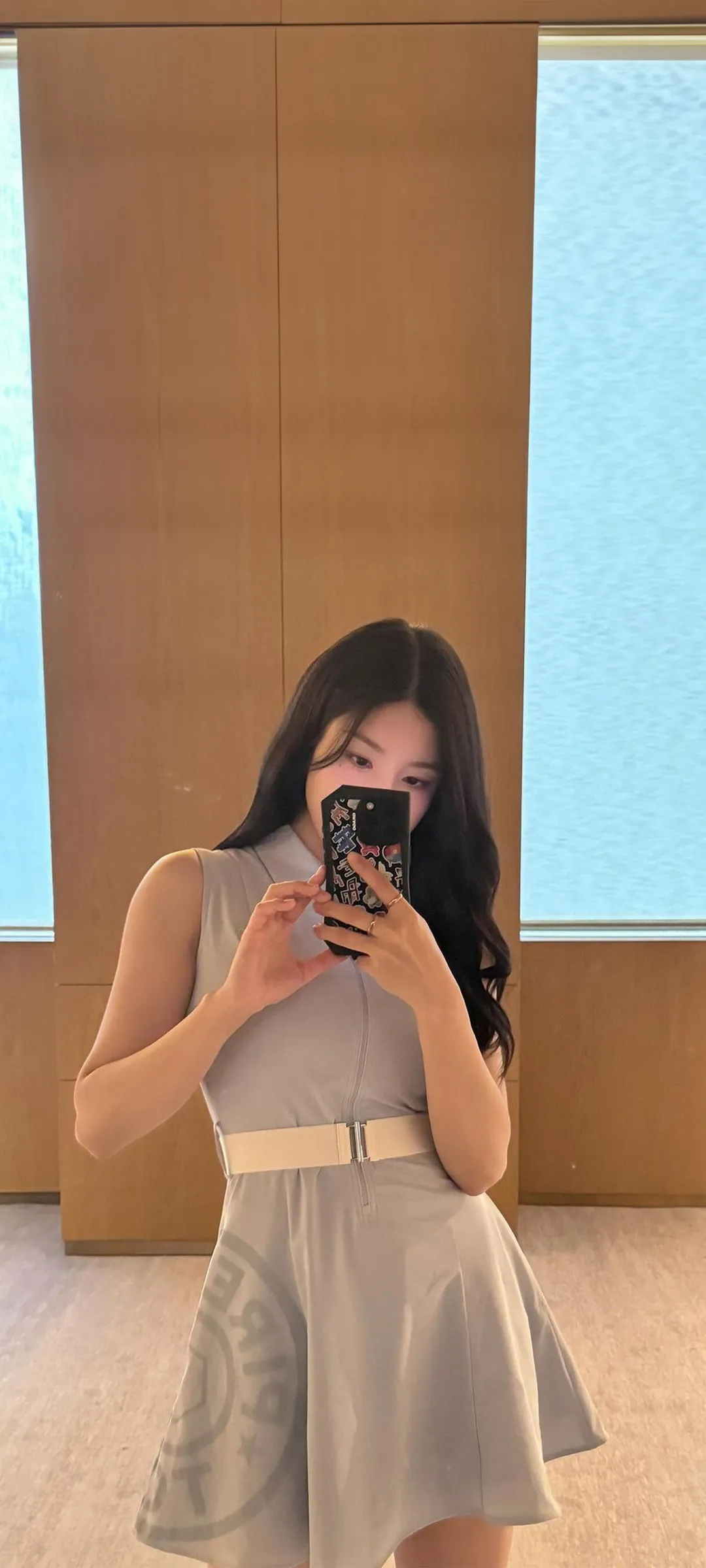 วอลเปเปอร์ หน้าจอล็อก มือถือ Kwon Eun-bi 4K HD ดาวน์โหลด — IZ*ONE