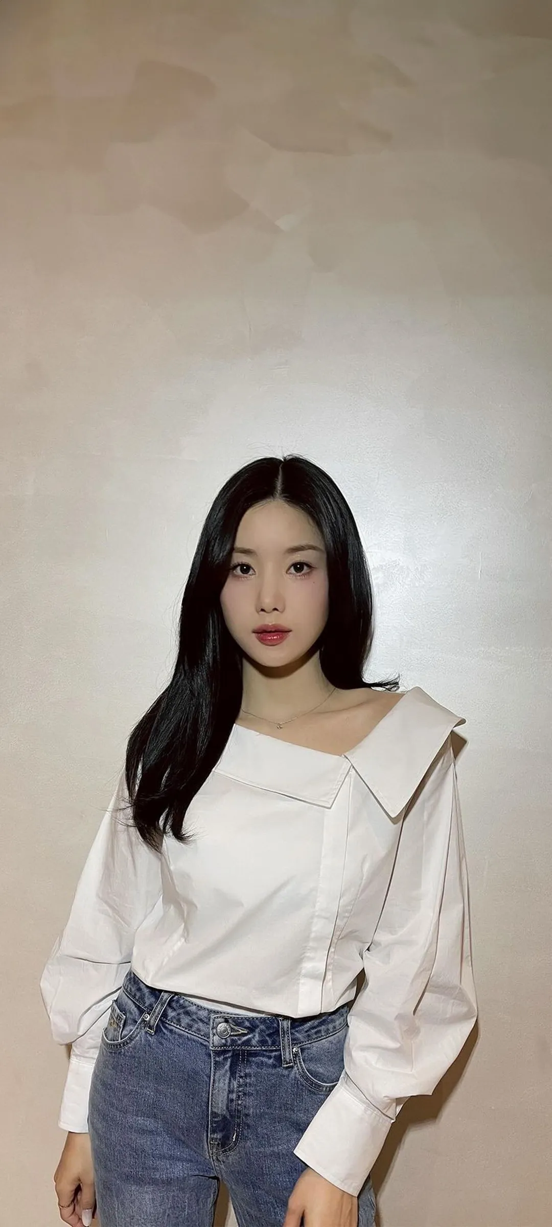 วอลเปเปอร์ หน้าจอล็อก มือถือ Kwon Eun-bi 4K HD ดาวน์โหลด — IZ*ONE