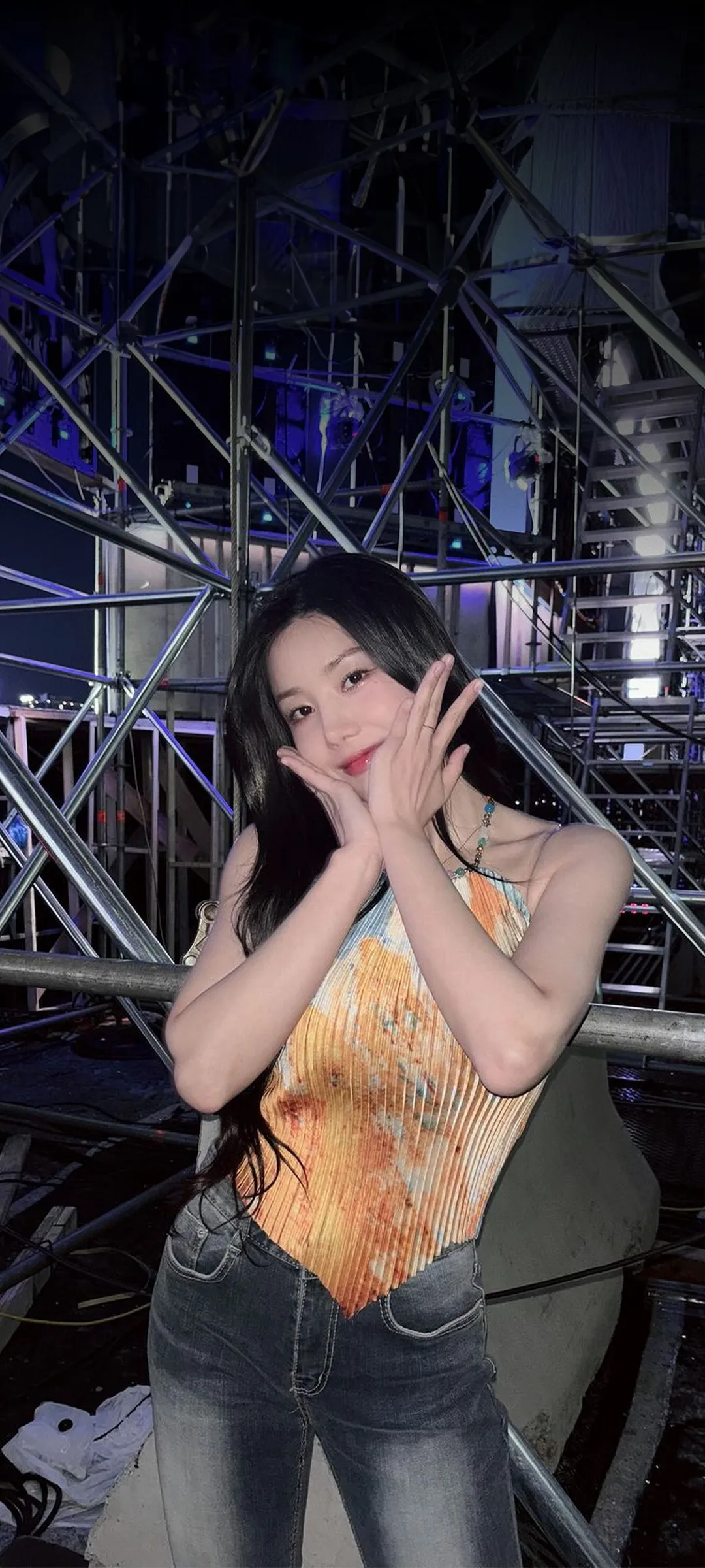 Fondo de pantalla de bloqueo móvil de Kwon Eun-bi 4K HD descargar — IZ*ONE