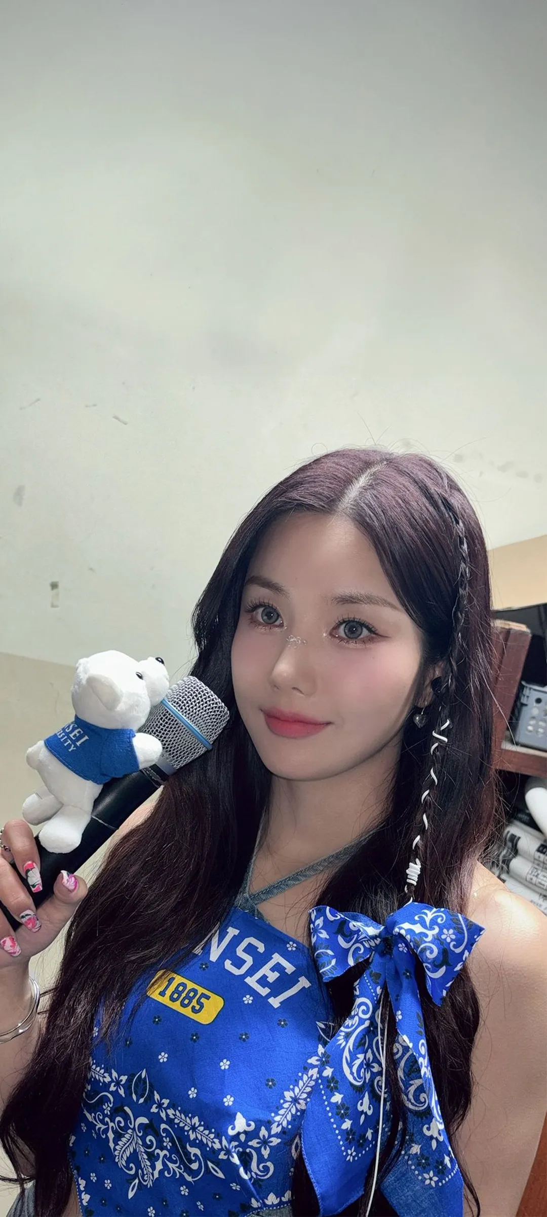 วอลเปเปอร์ หน้าจอล็อก มือถือ Kwon Eun-bi 4K HD ดาวน์โหลด — IZ*ONE